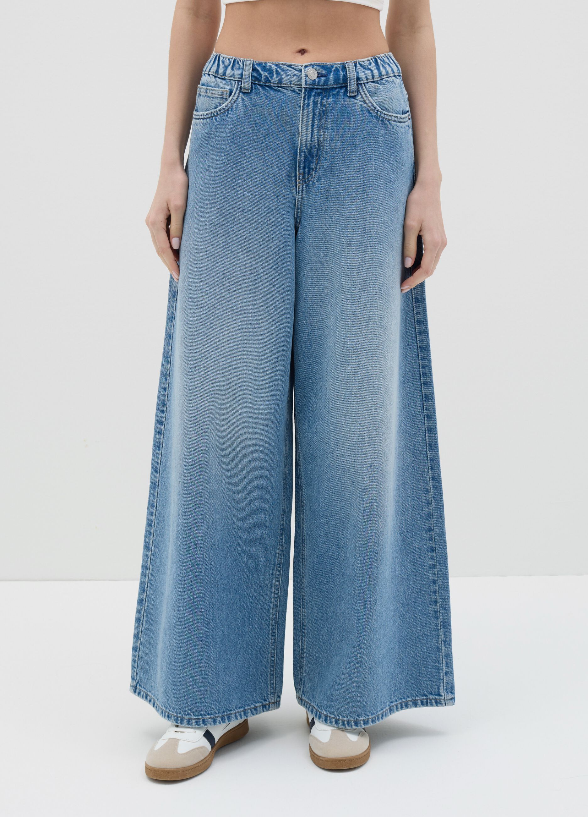 Wide Leg Jeans in Rigid Denim