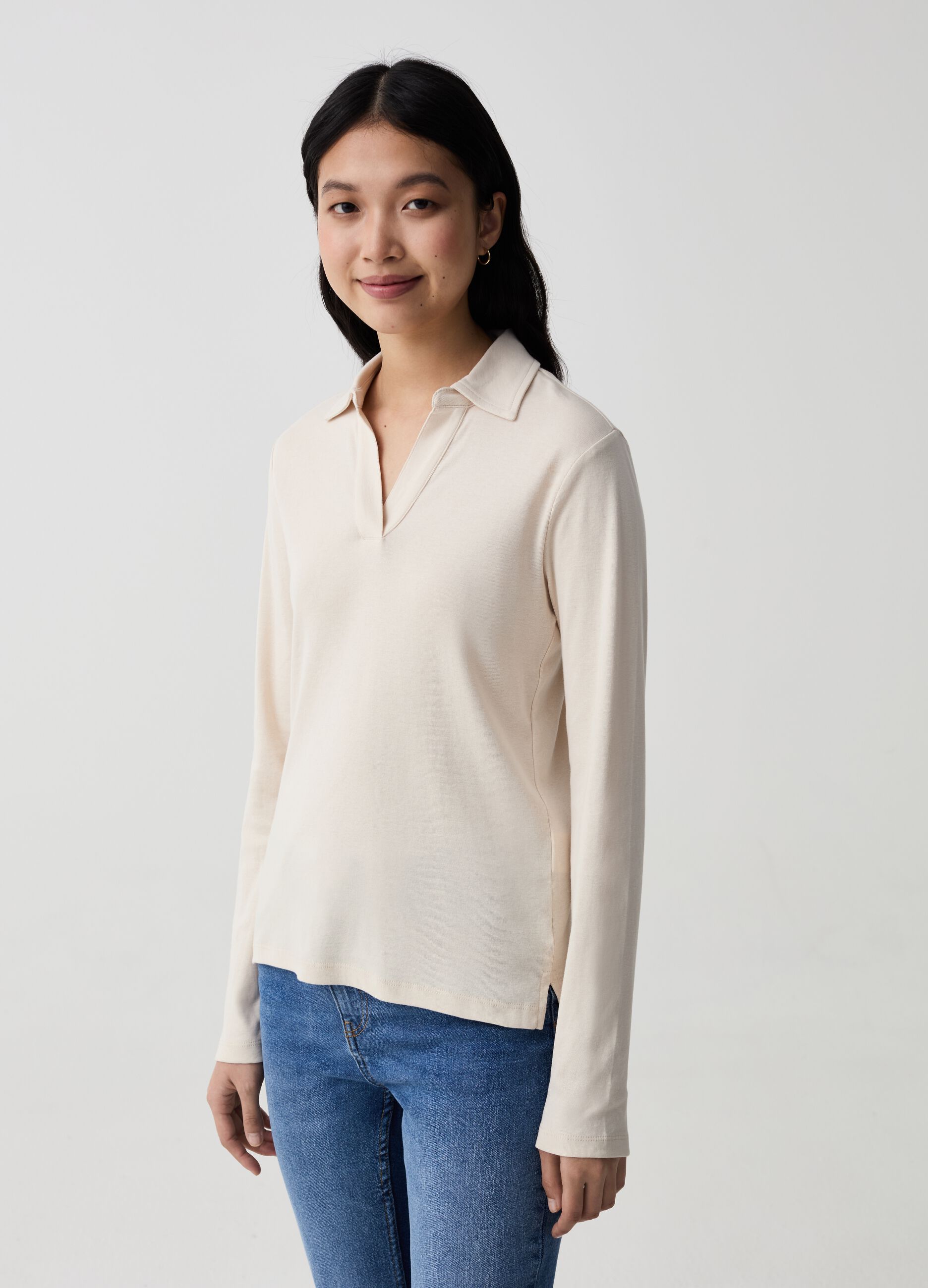 Long-sleeved T-shirt with polo neck