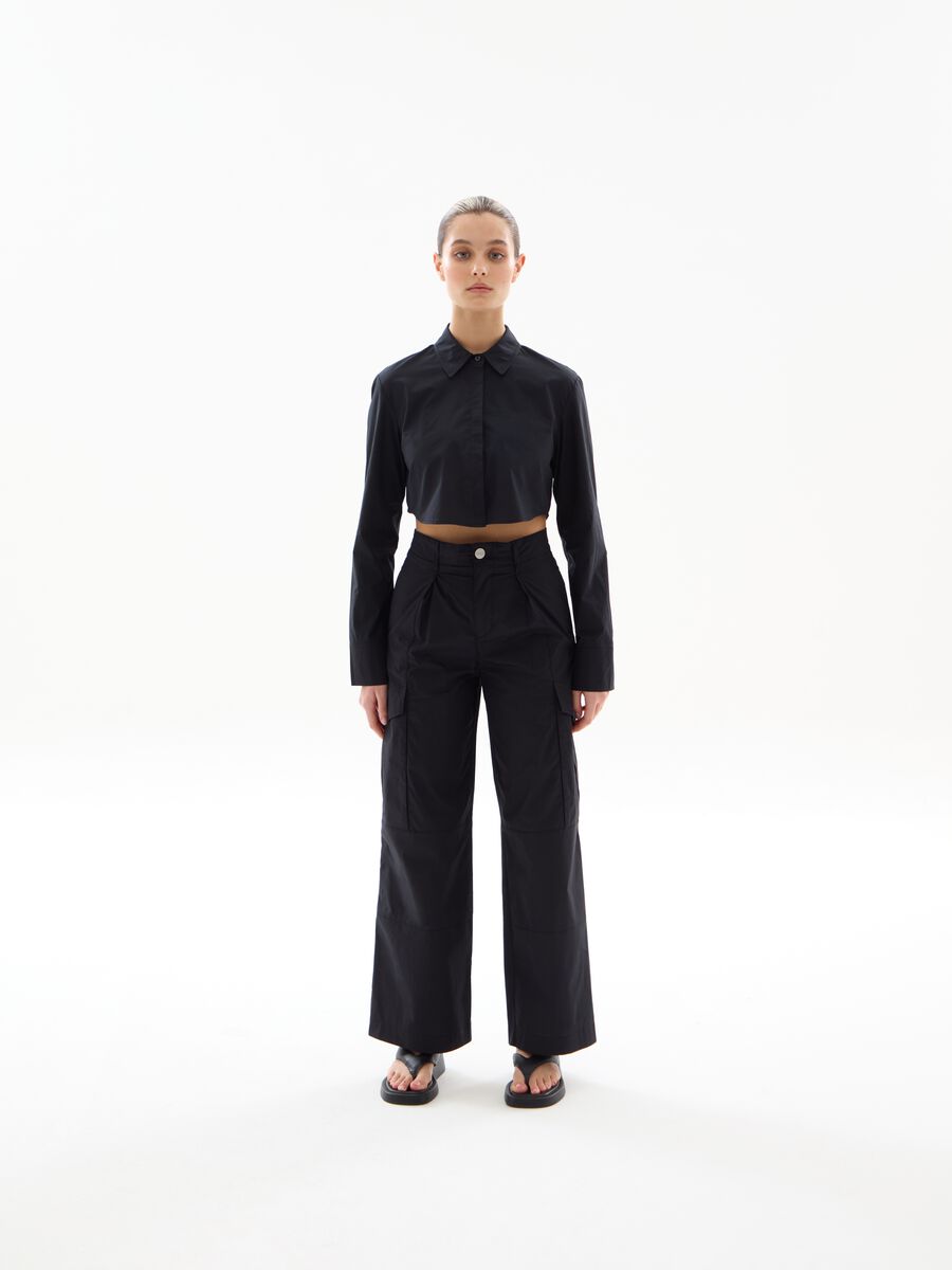 Light Wide-Leg Cargo Trousers Black_4