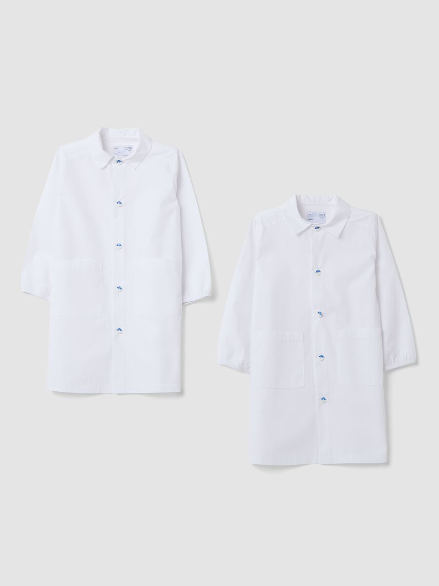2-pack of white boys&rsquo; nursery smocks with classic collar_0