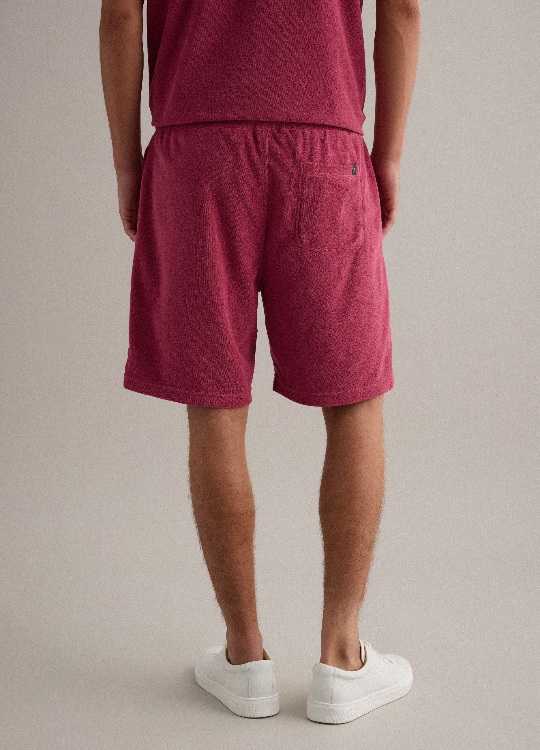 Red cotton-blend Bermuda shorts with elasticated waistband