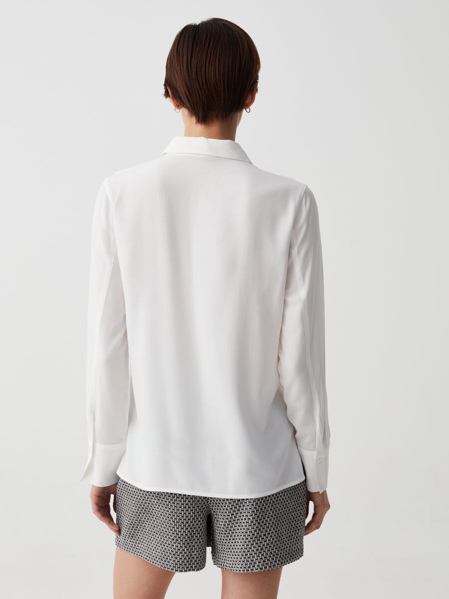 Viscose shirt with slits_2