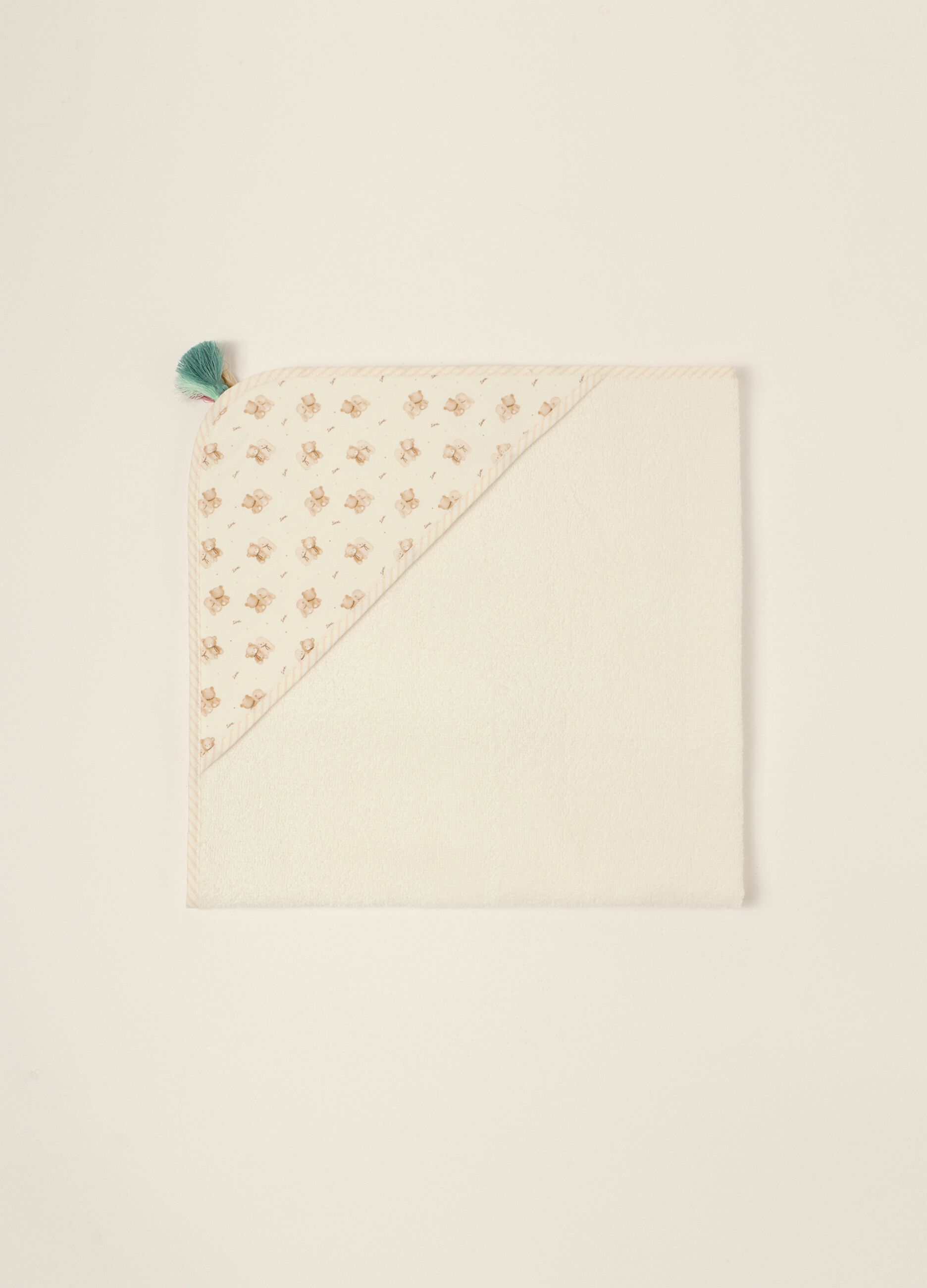 White pure cotton baby bathrobe with teddy bear pattern