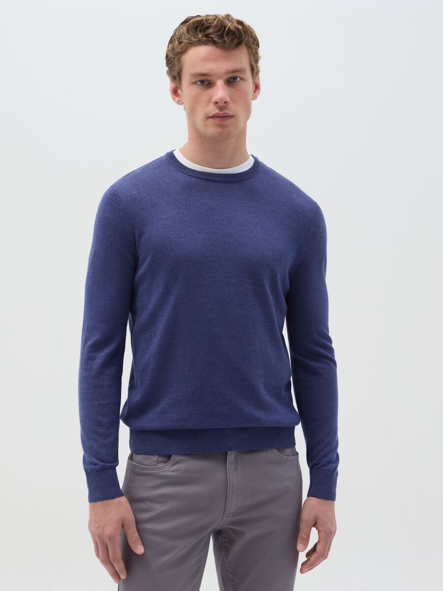 Round neck pullover_0