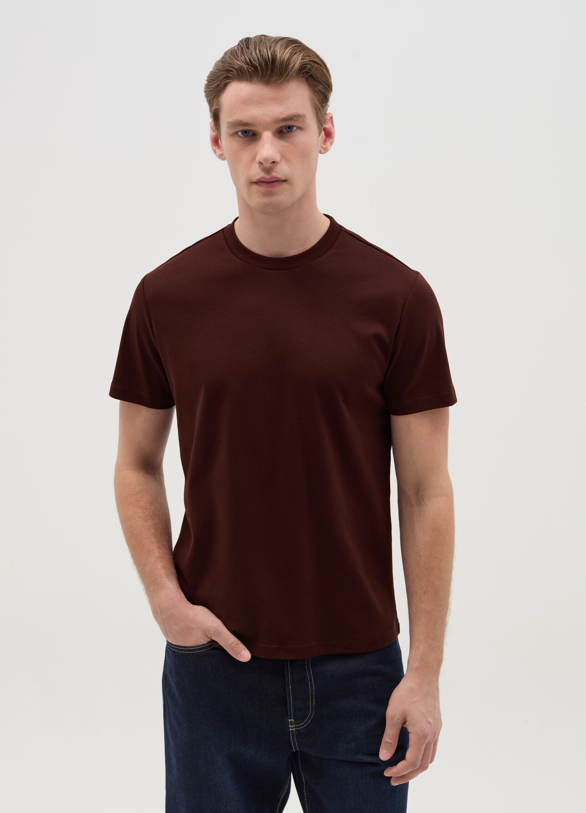 Regular-fit T-shirt with round neck