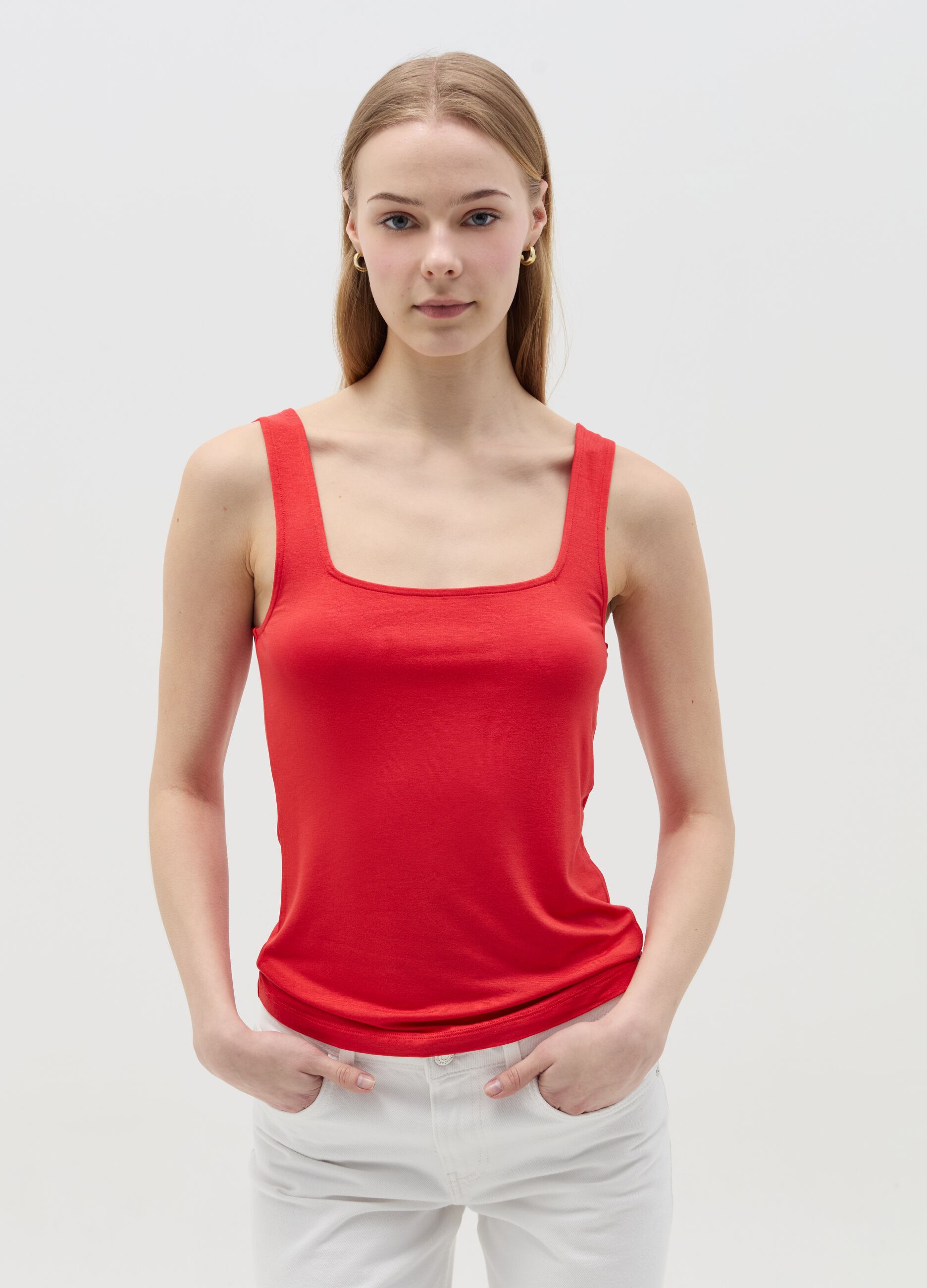 Tank top basic rosso in viscosa stretch