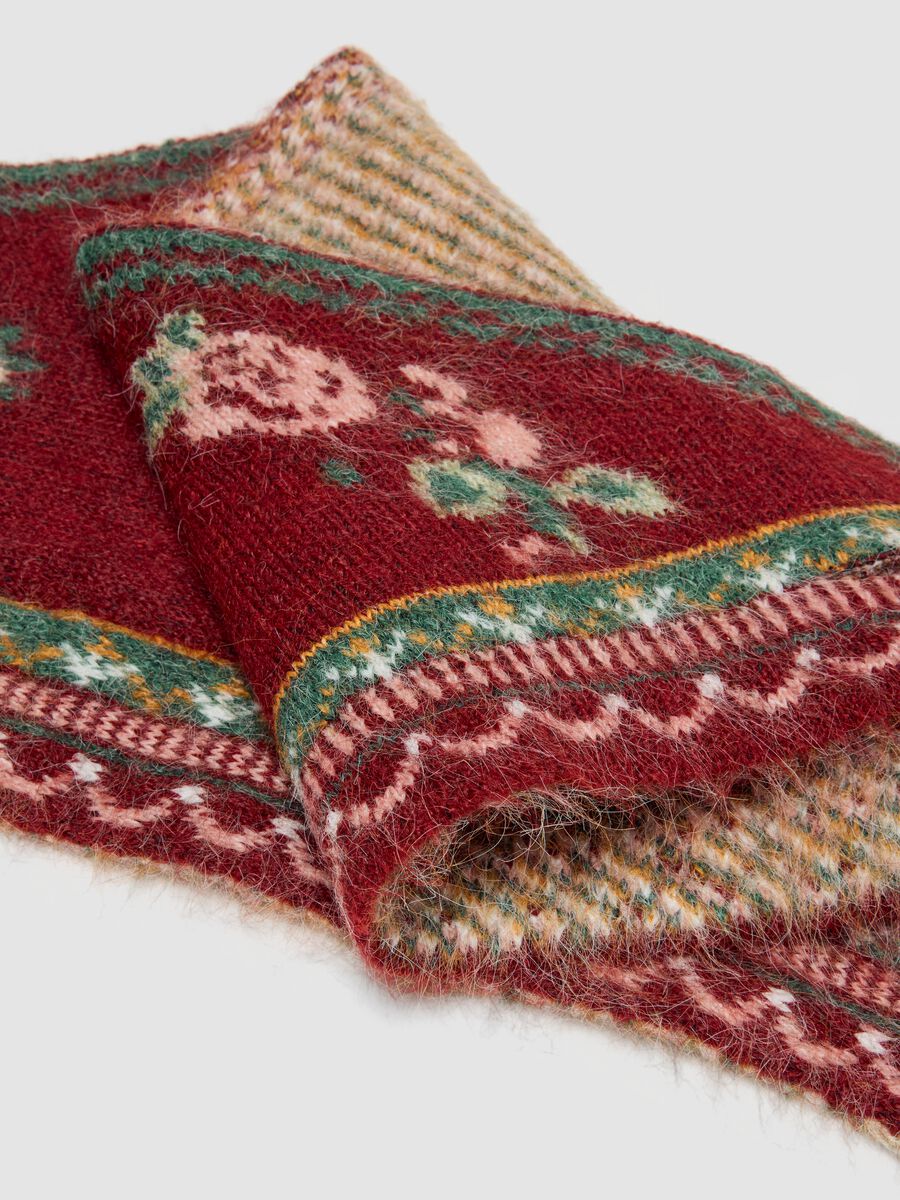 Sciarpa rossa in lana elasticizzata con fantasia jacquard_2