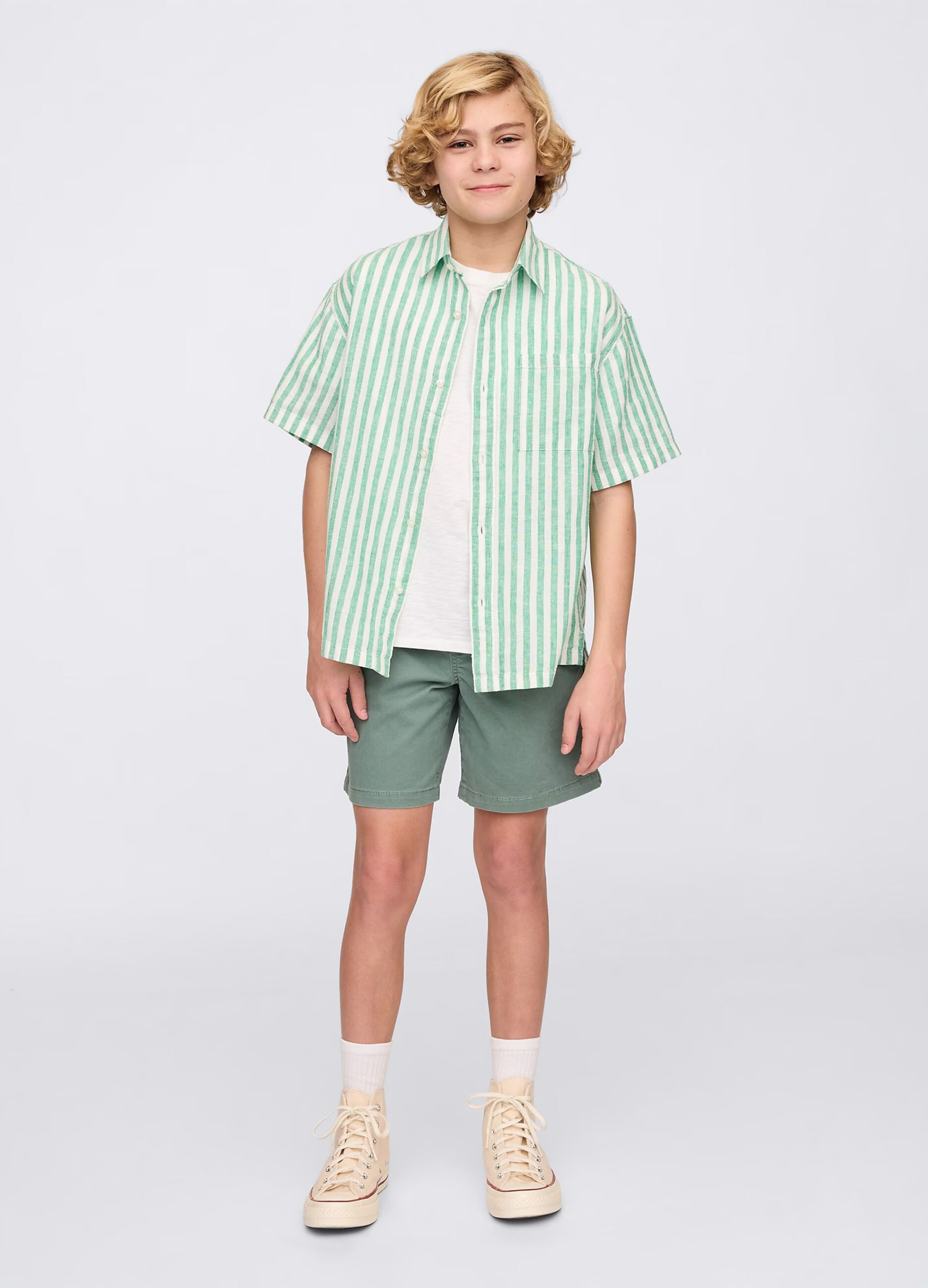 Green shorts in stretch cotton