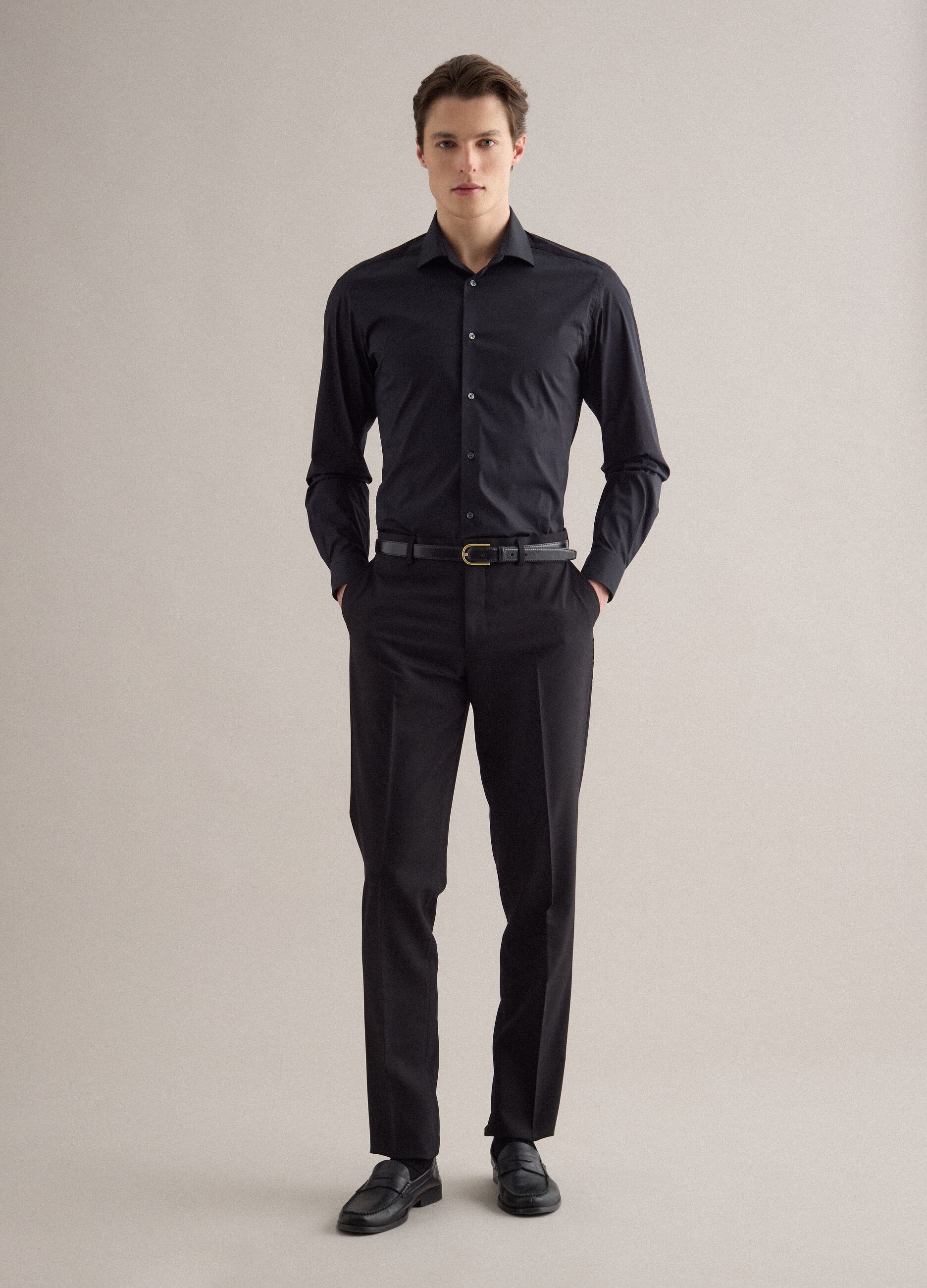 Camicia in cotone elasticizzato nera slim fit