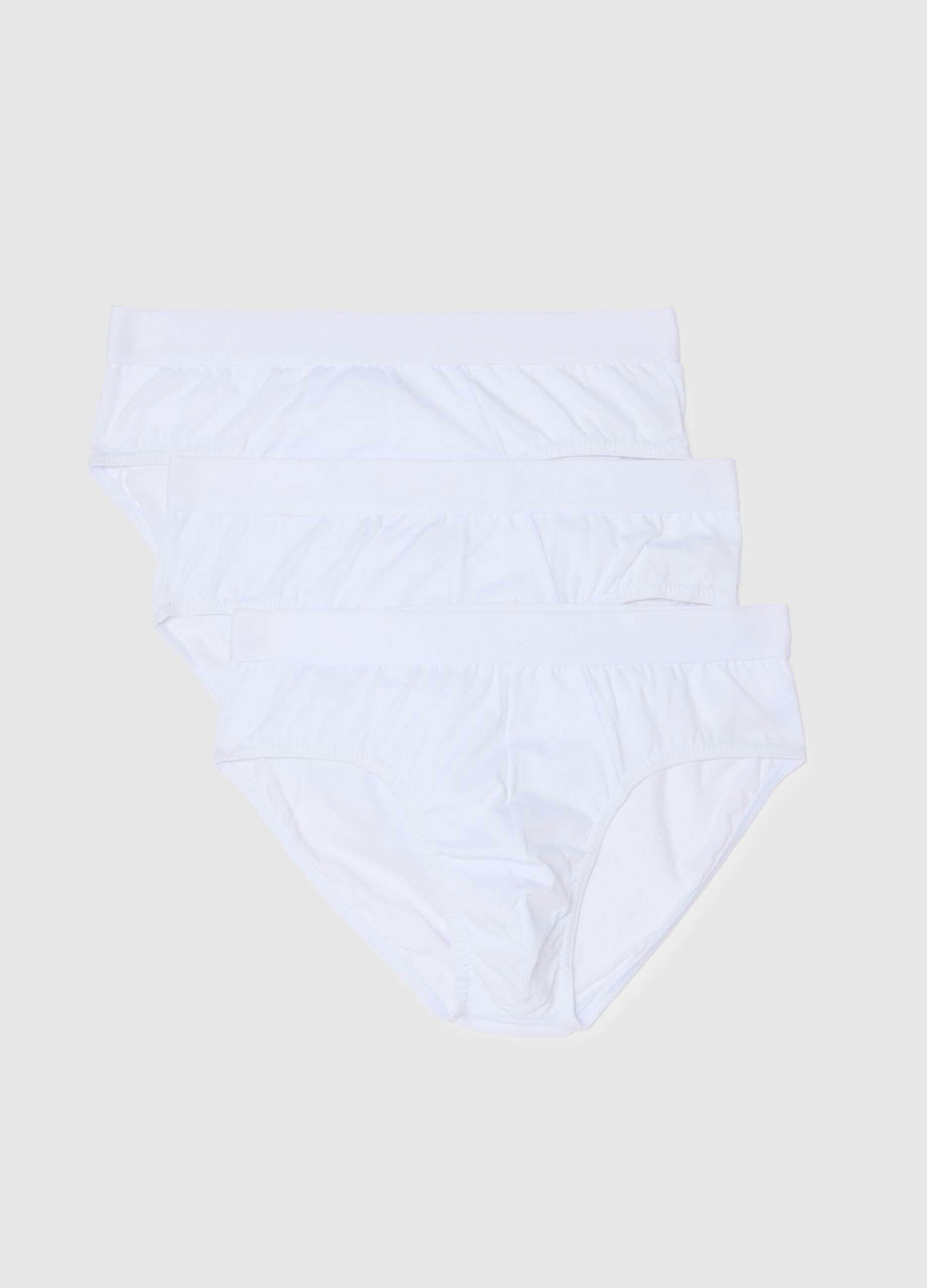 Set of three white cotton briefs with regular fit