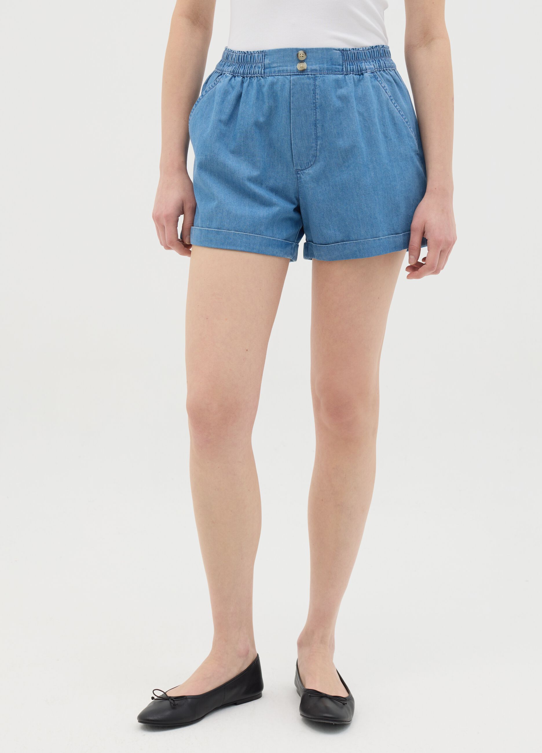 Shorts da donna in puro cotone denim azzurro baggy