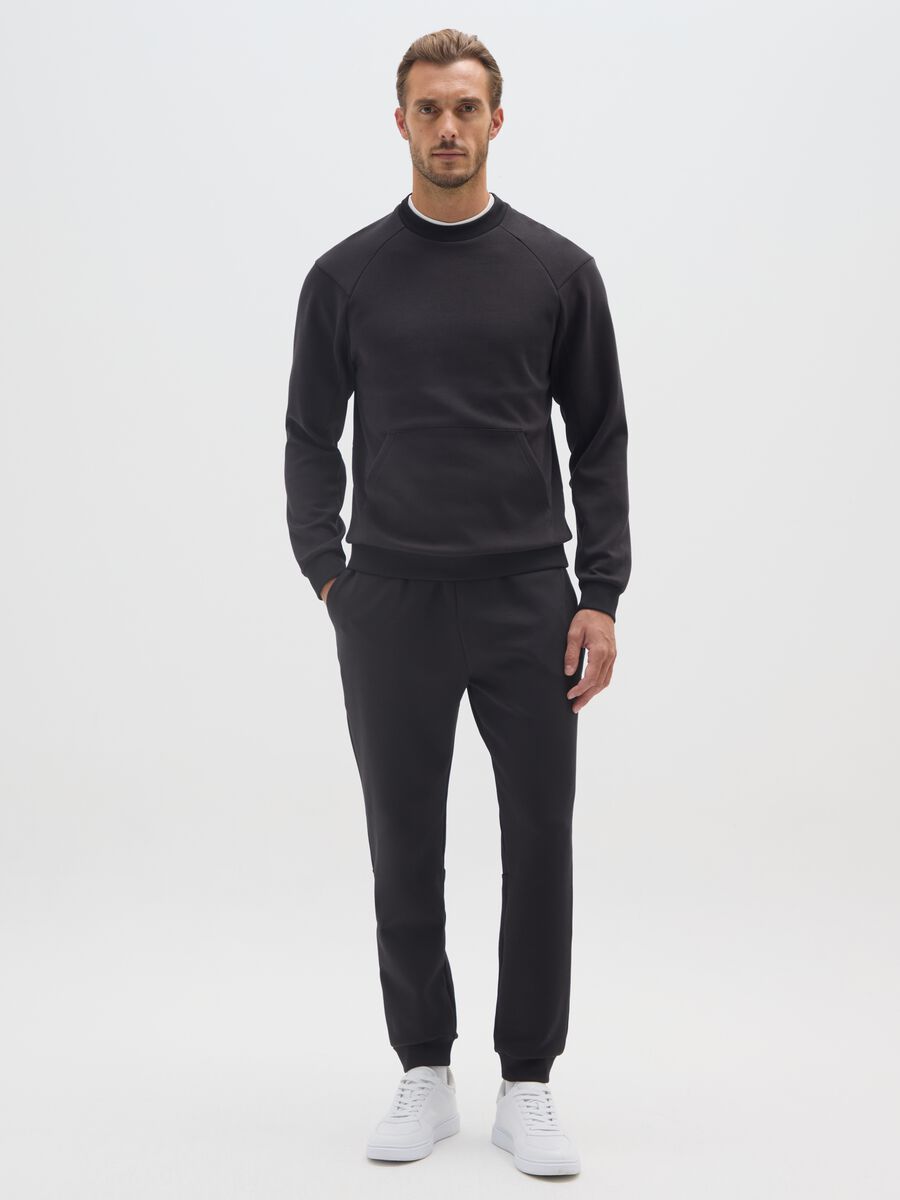 Black cotton blend sweatshirt with front pocket_1