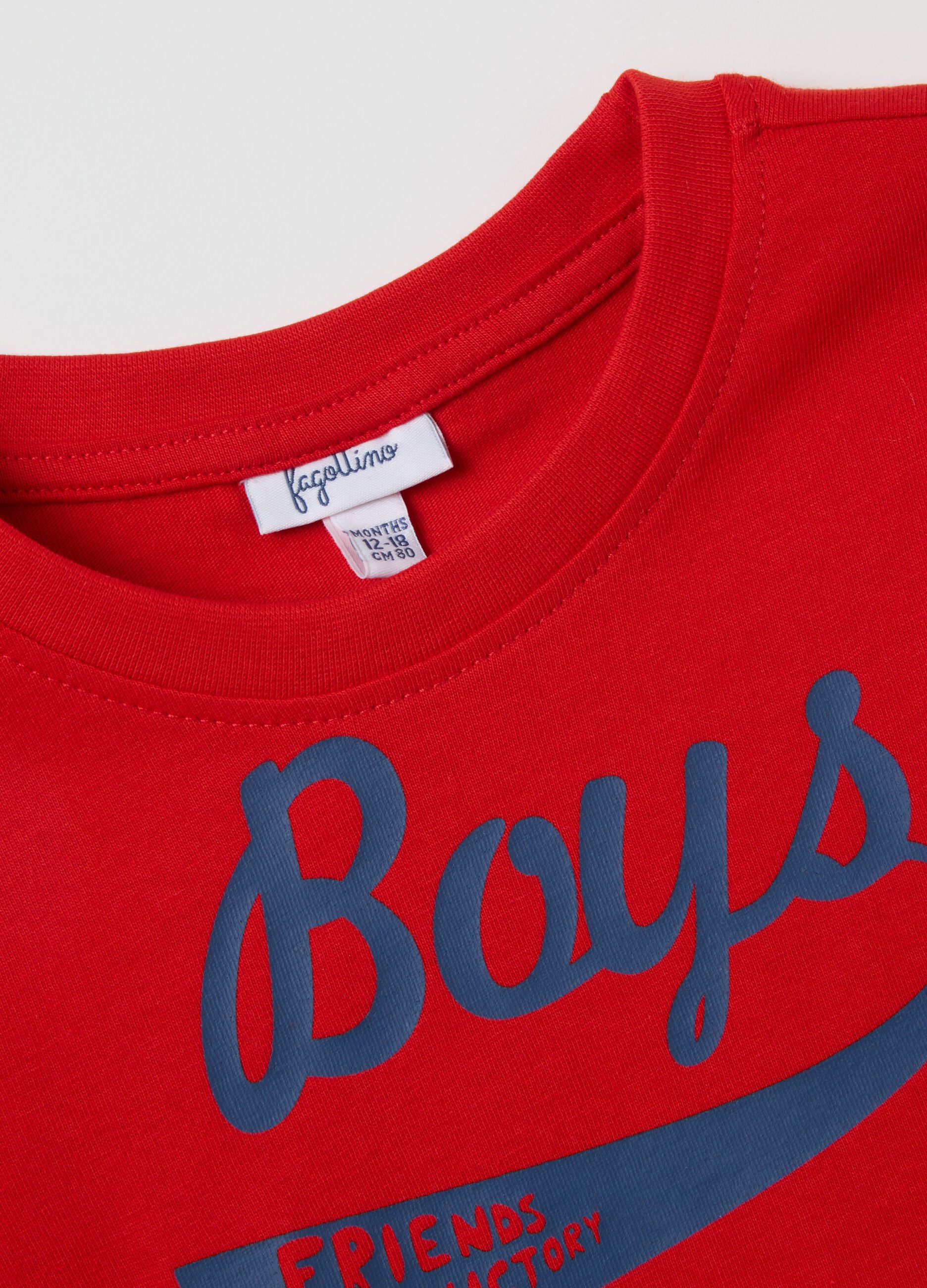 Child's T-shirt in pure red cotton with regular fit
