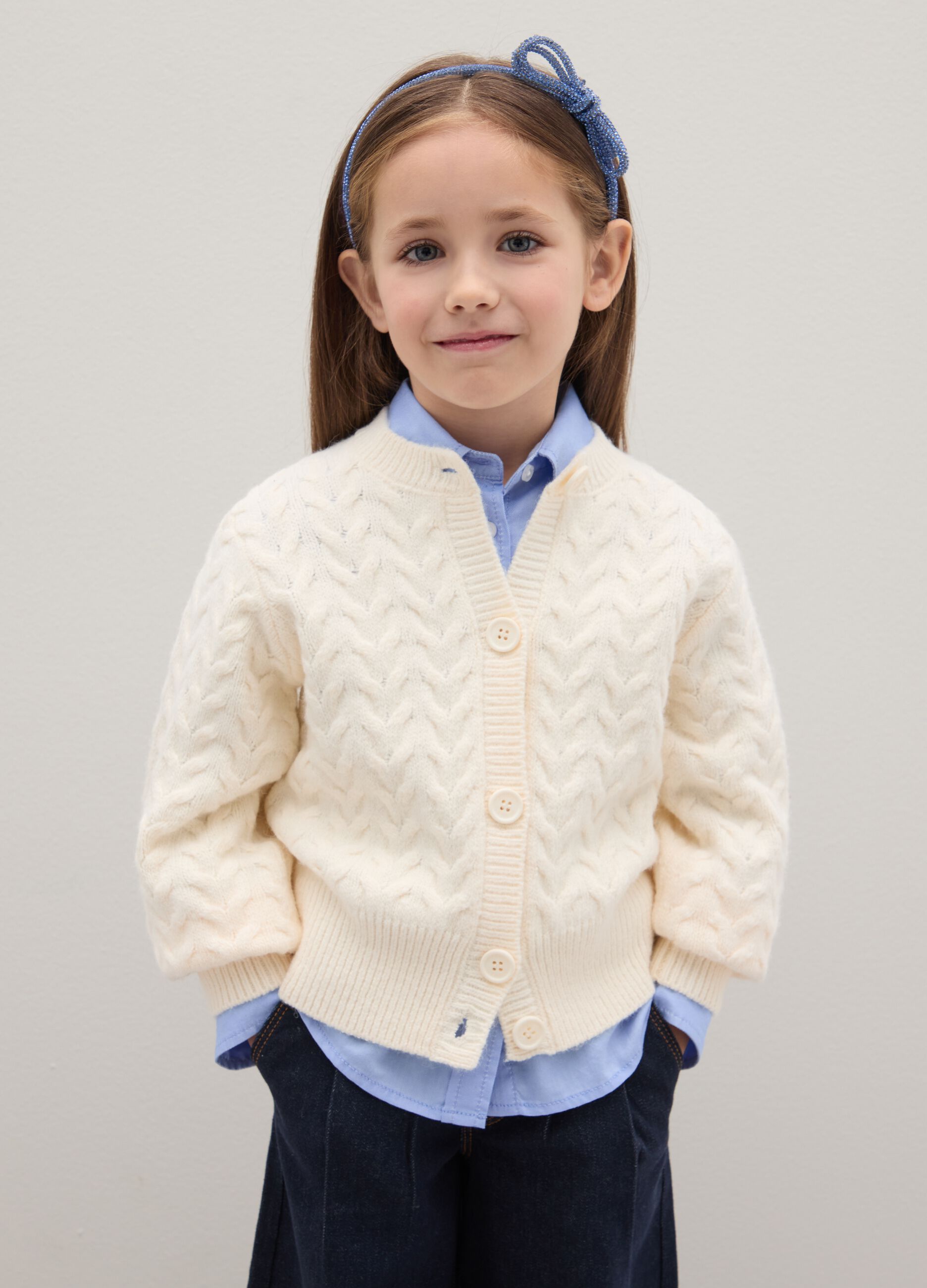 Girls' beige regular fit cardigan with knitted pattern