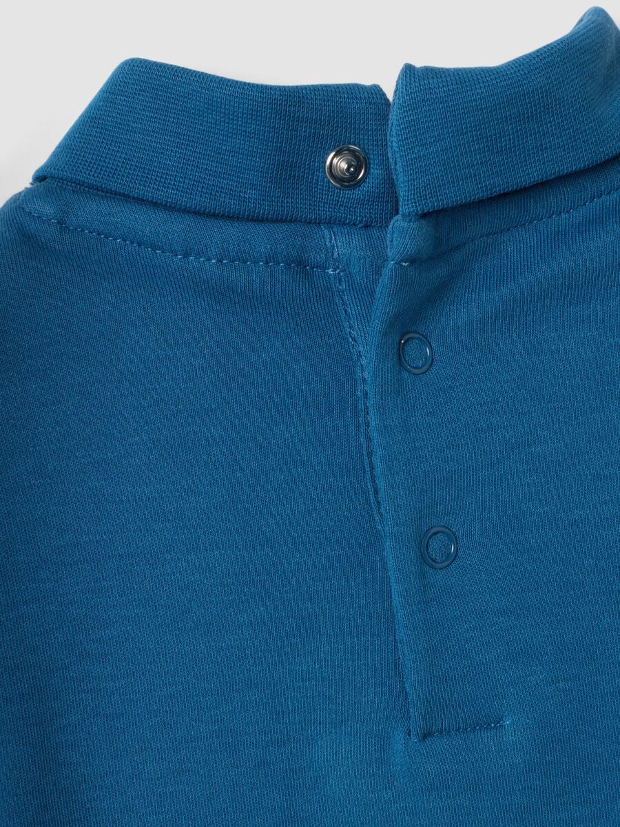 Maglietta blu dolcevita in puro cotone organico_3