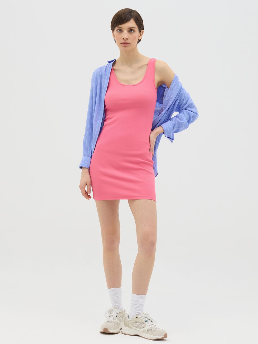Fitted pink cotton dress with long sleeves_0