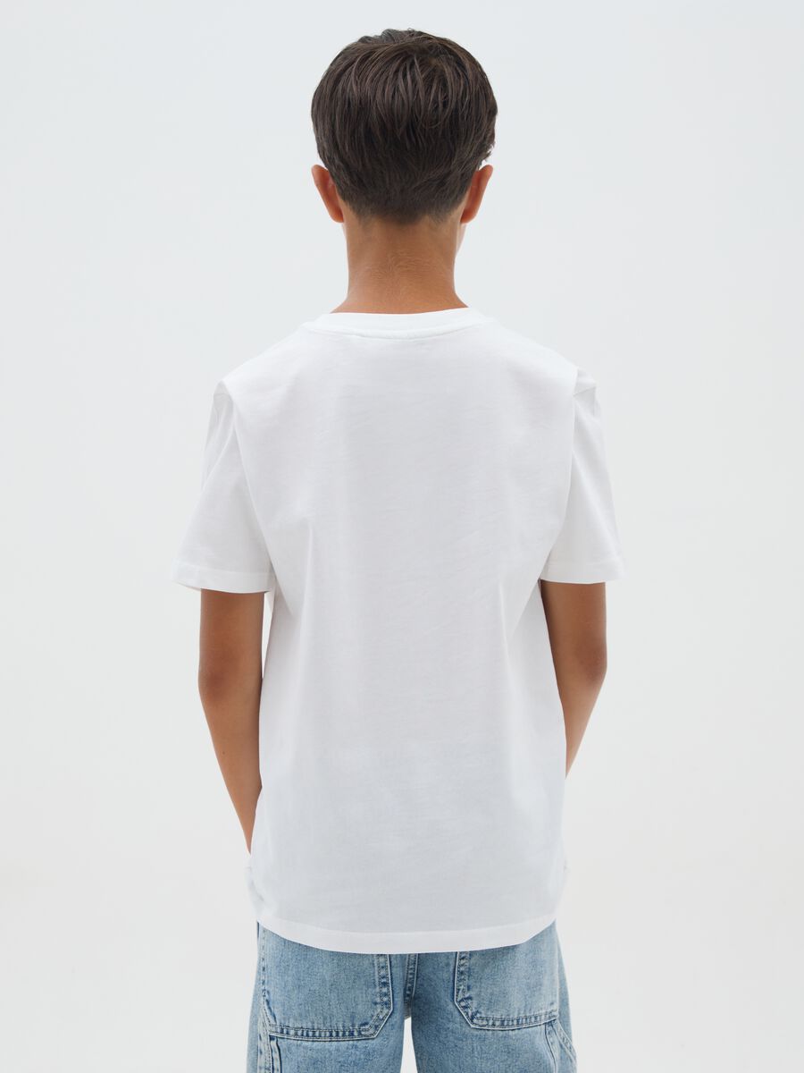 T-shirt da ragazzo in puro cotone bianca regular fit_1