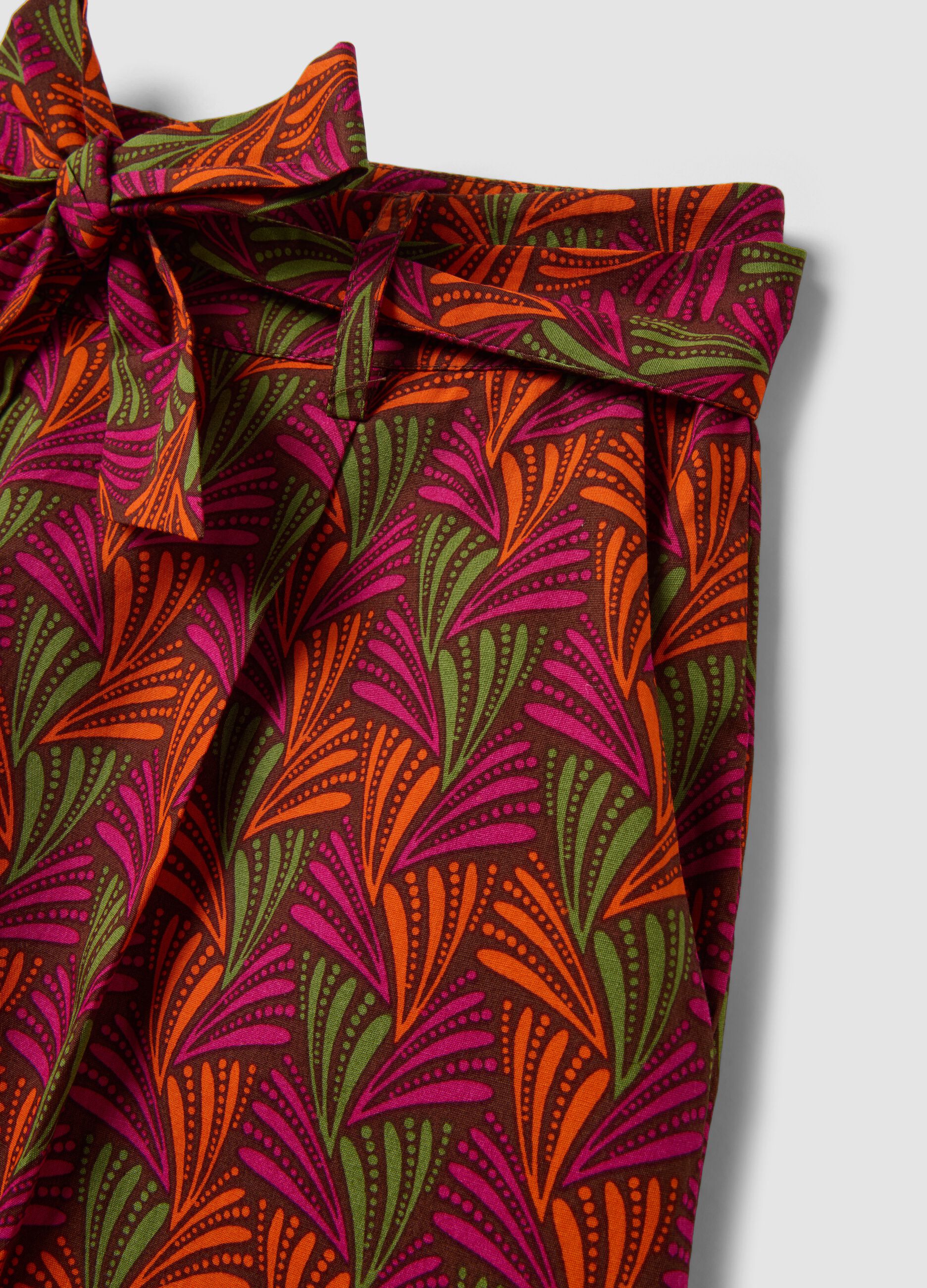 Shorts rossi in puro cotone con stampa