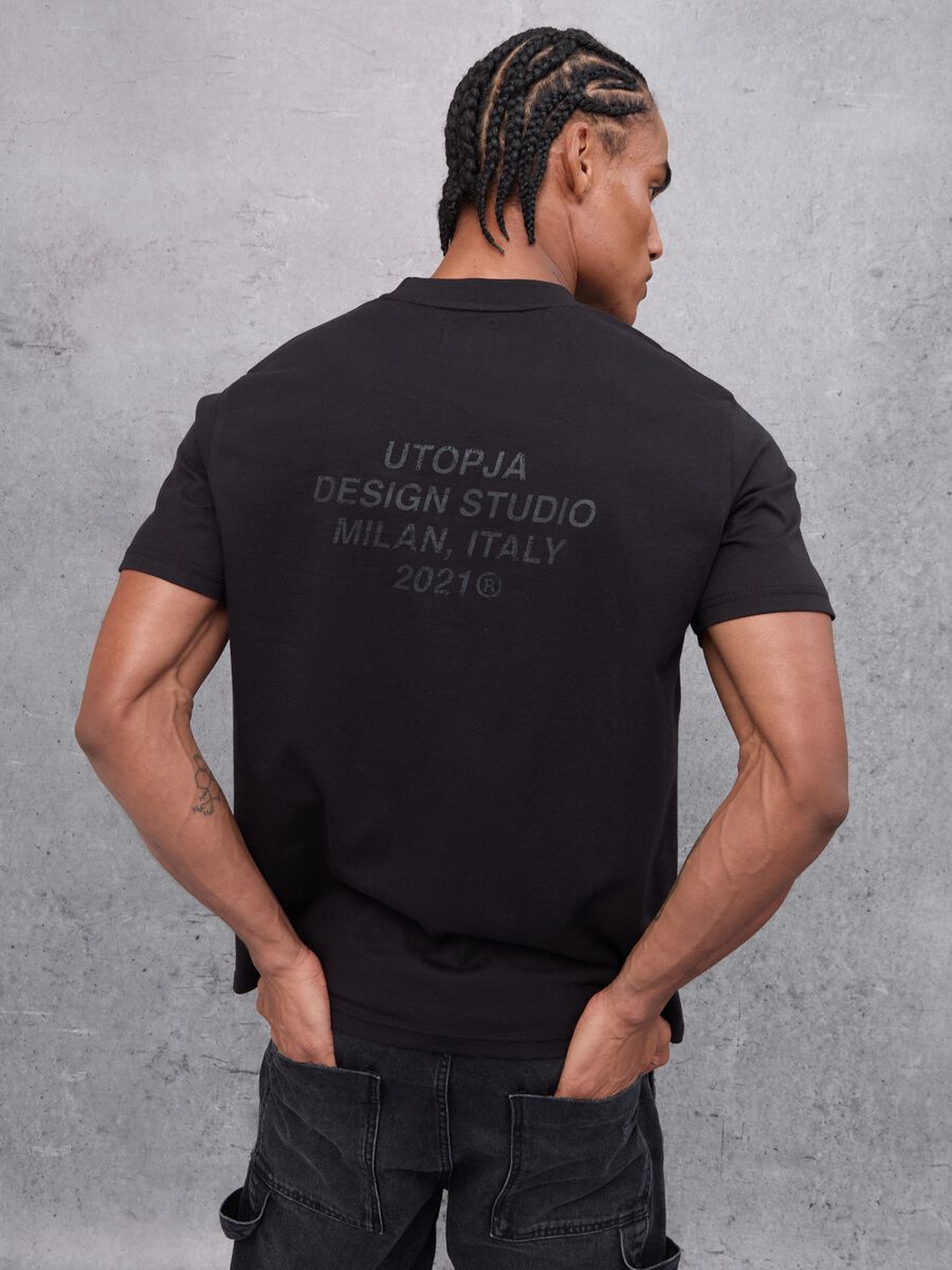 Branding T-shirt Regular Fit Black_0