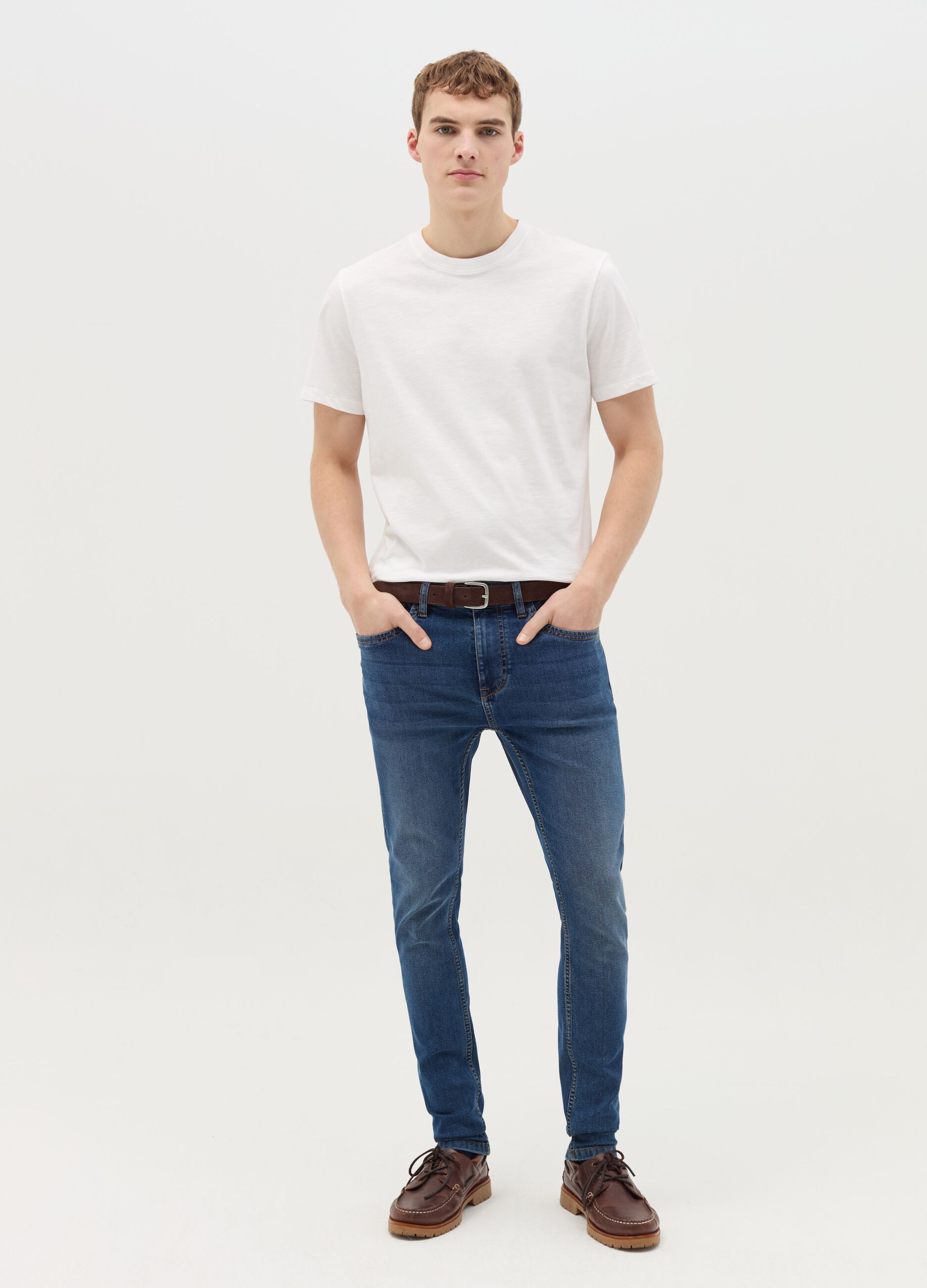 Jeans super skinny fit con scoloriture