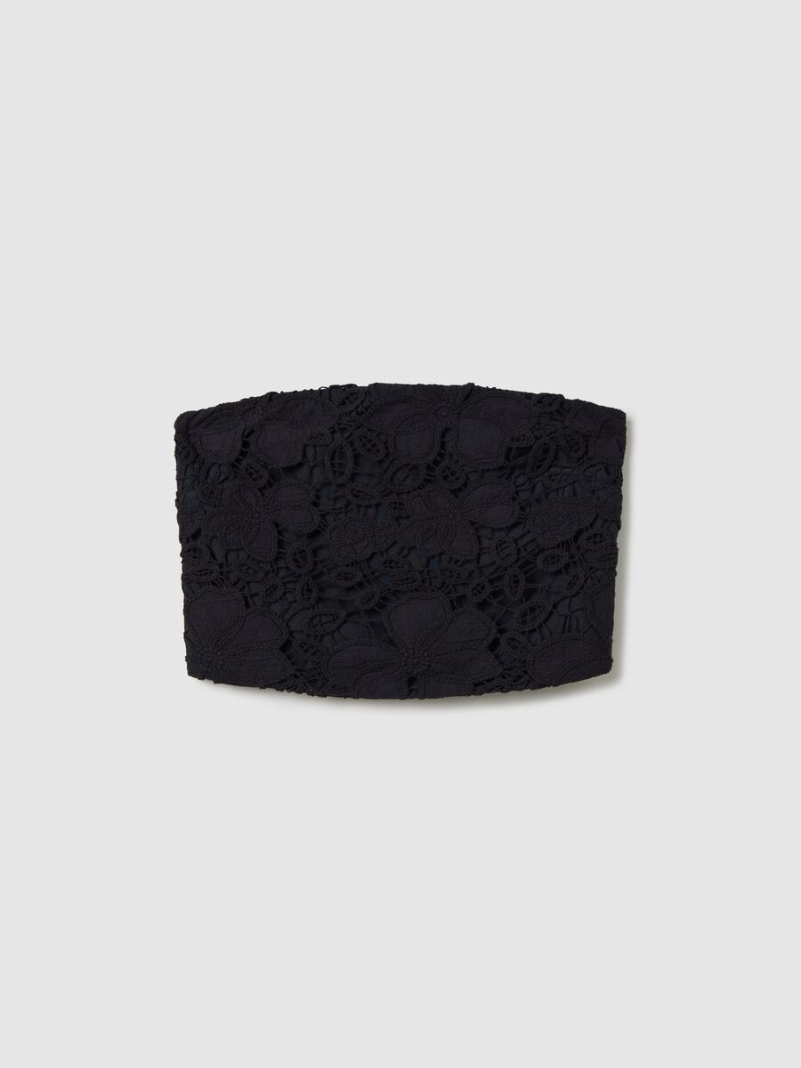 Black bandeau crop top in lace_4