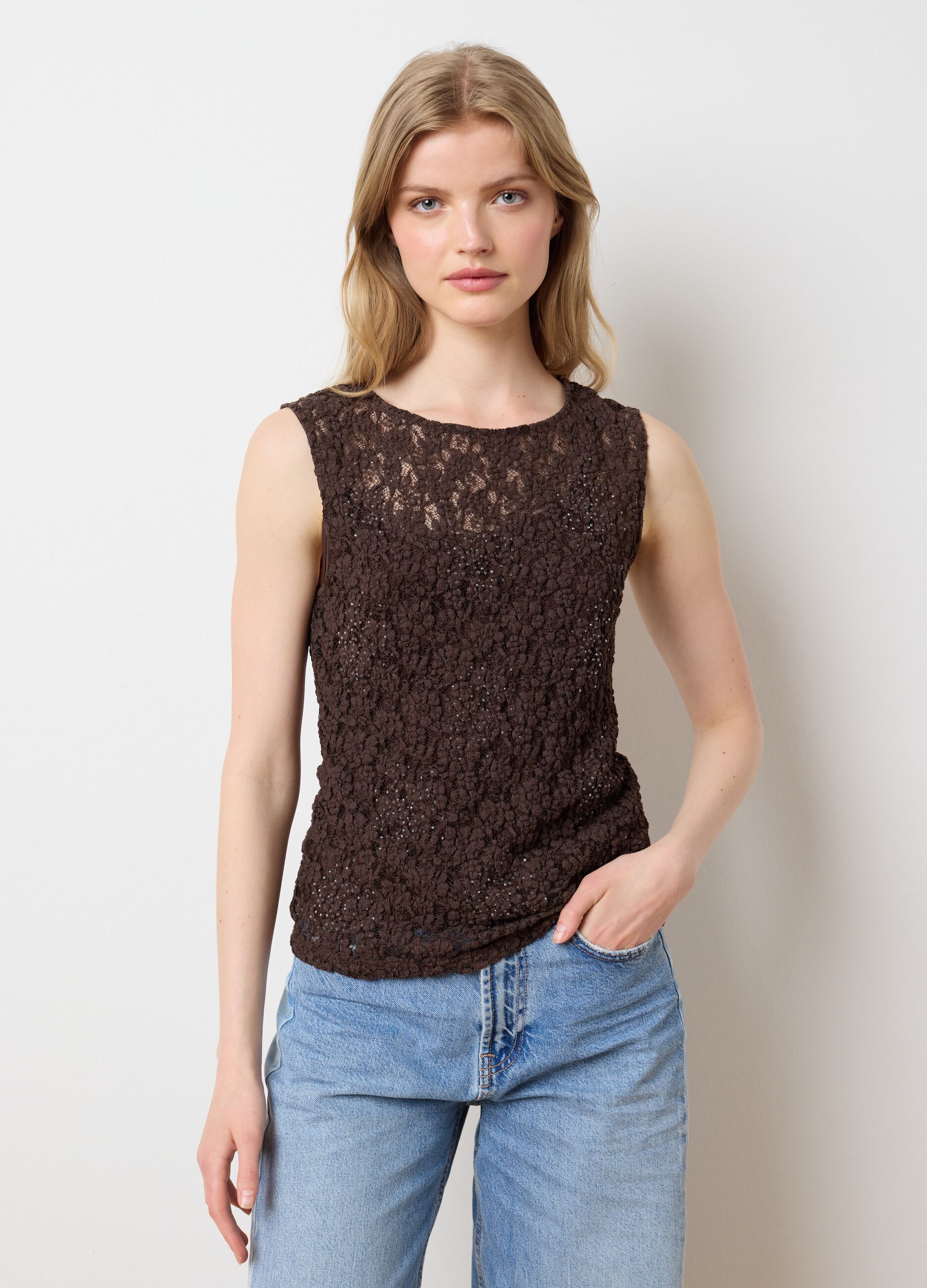 Women's sleeveless brown cotton blend fitted top