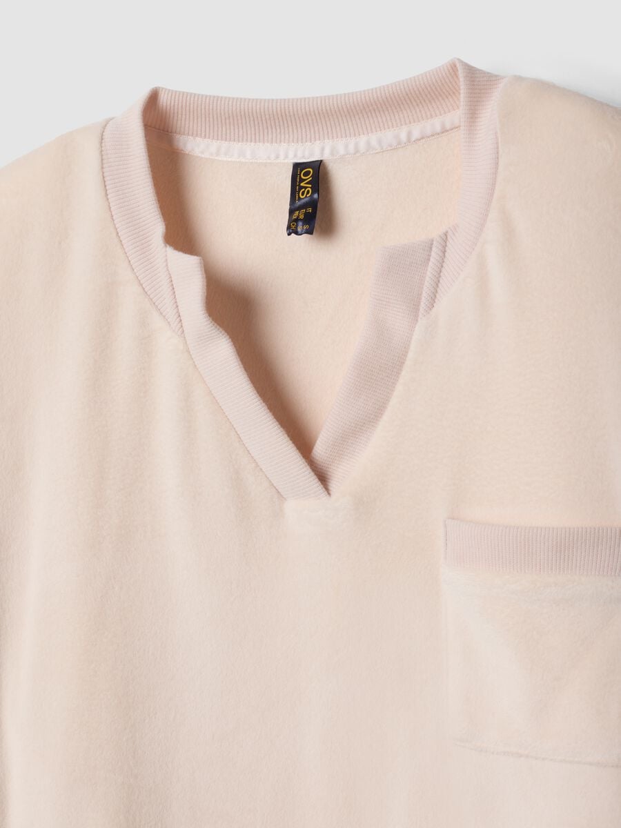 Pink stretch-fabric V-neck top_1