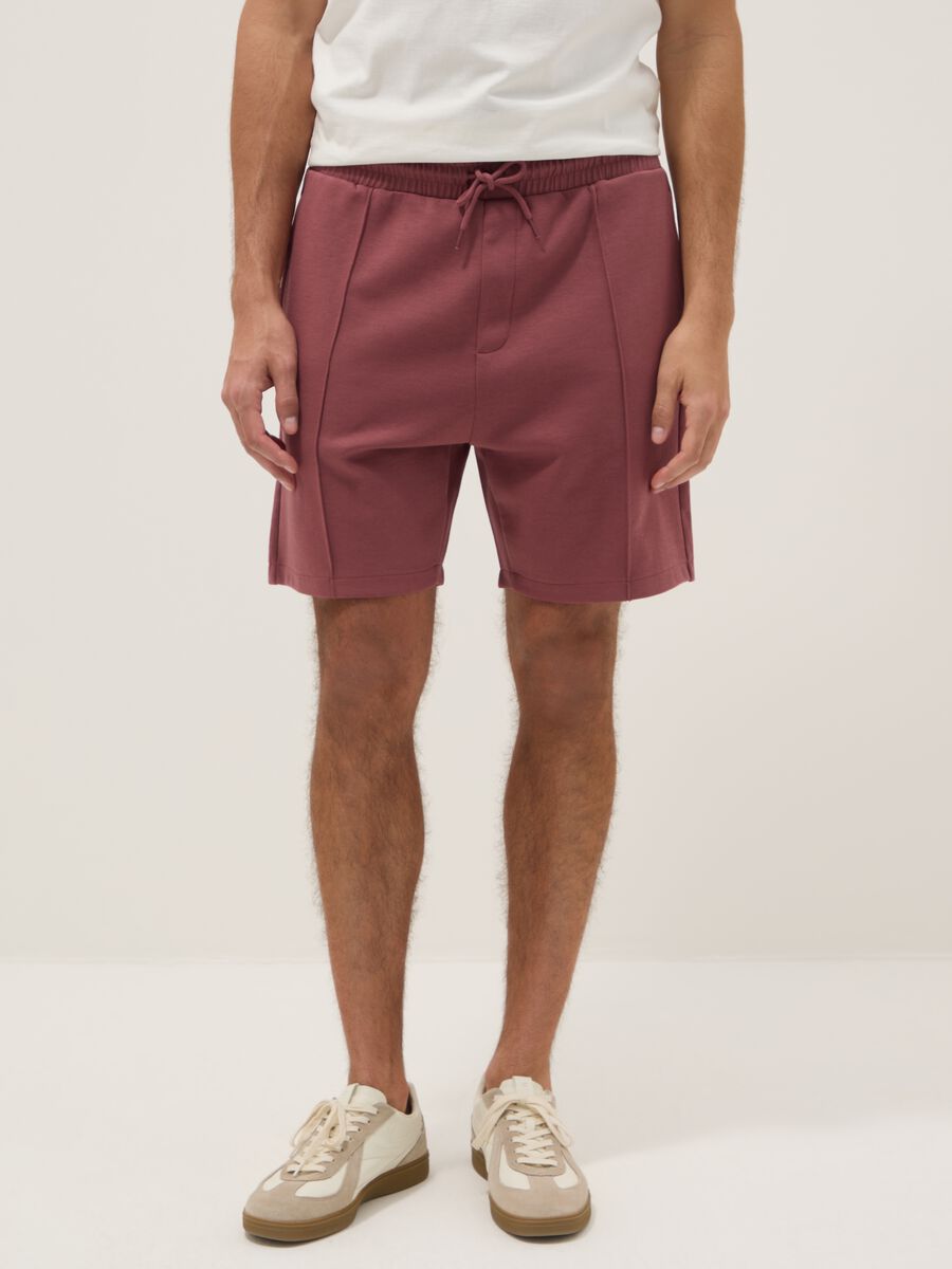 Red cotton-blend regular-fit shorts with drawstring_1
