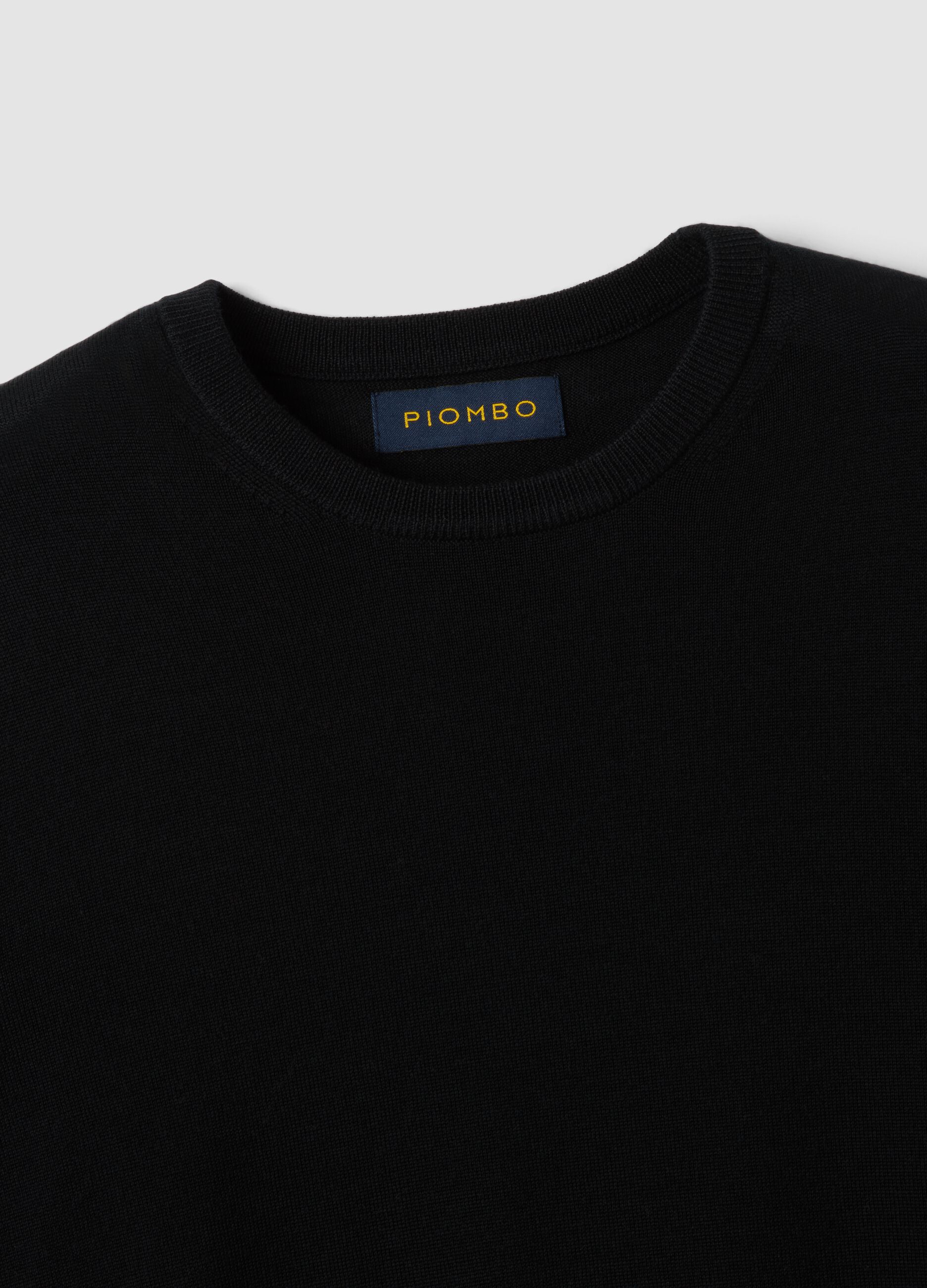 Black pure merino wool crew-neck jumper, regular fit
