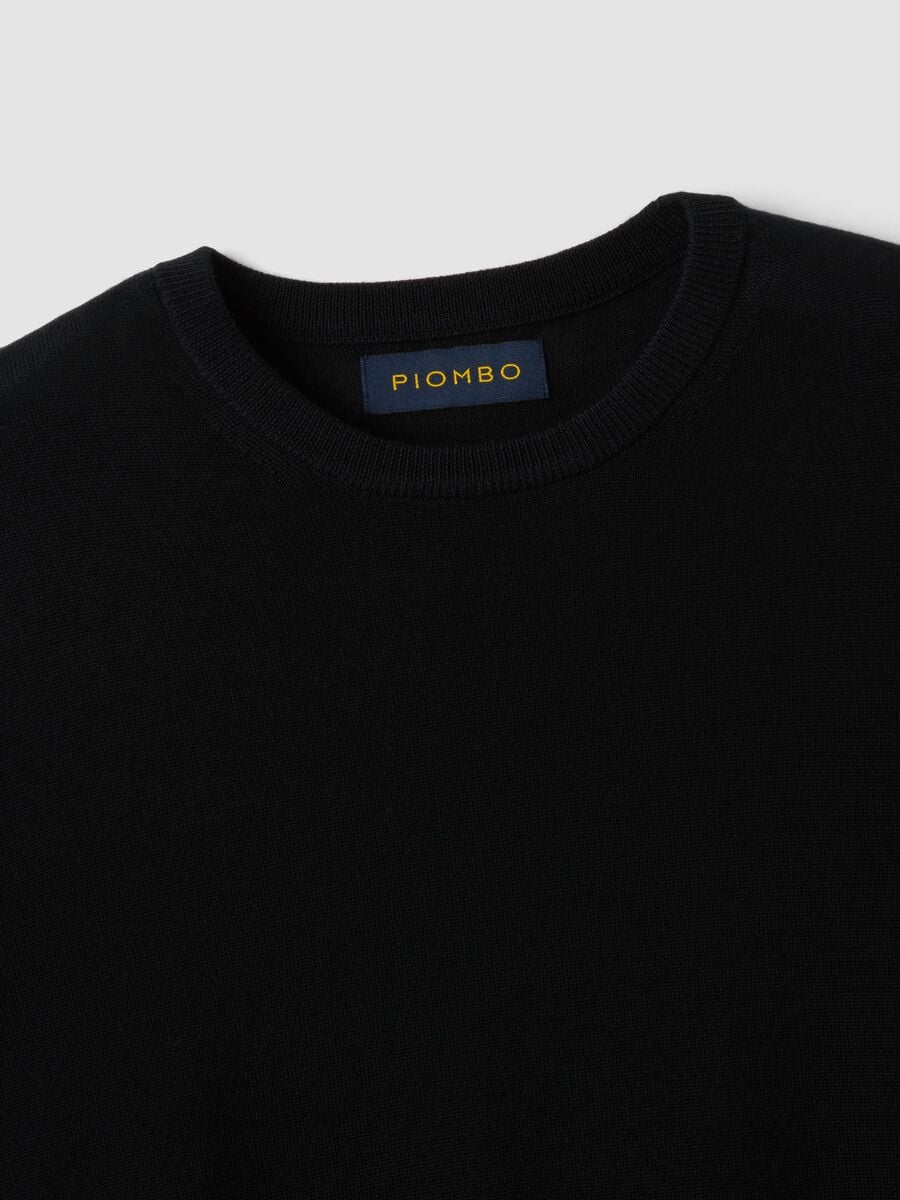 Maglia nera girocollo in pura lana merino regular fit_1