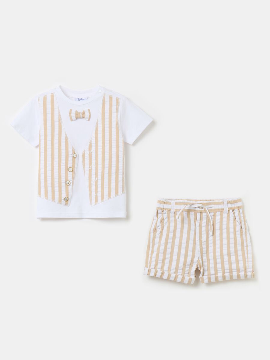 T-shirt with gilet and striped shorts set_0