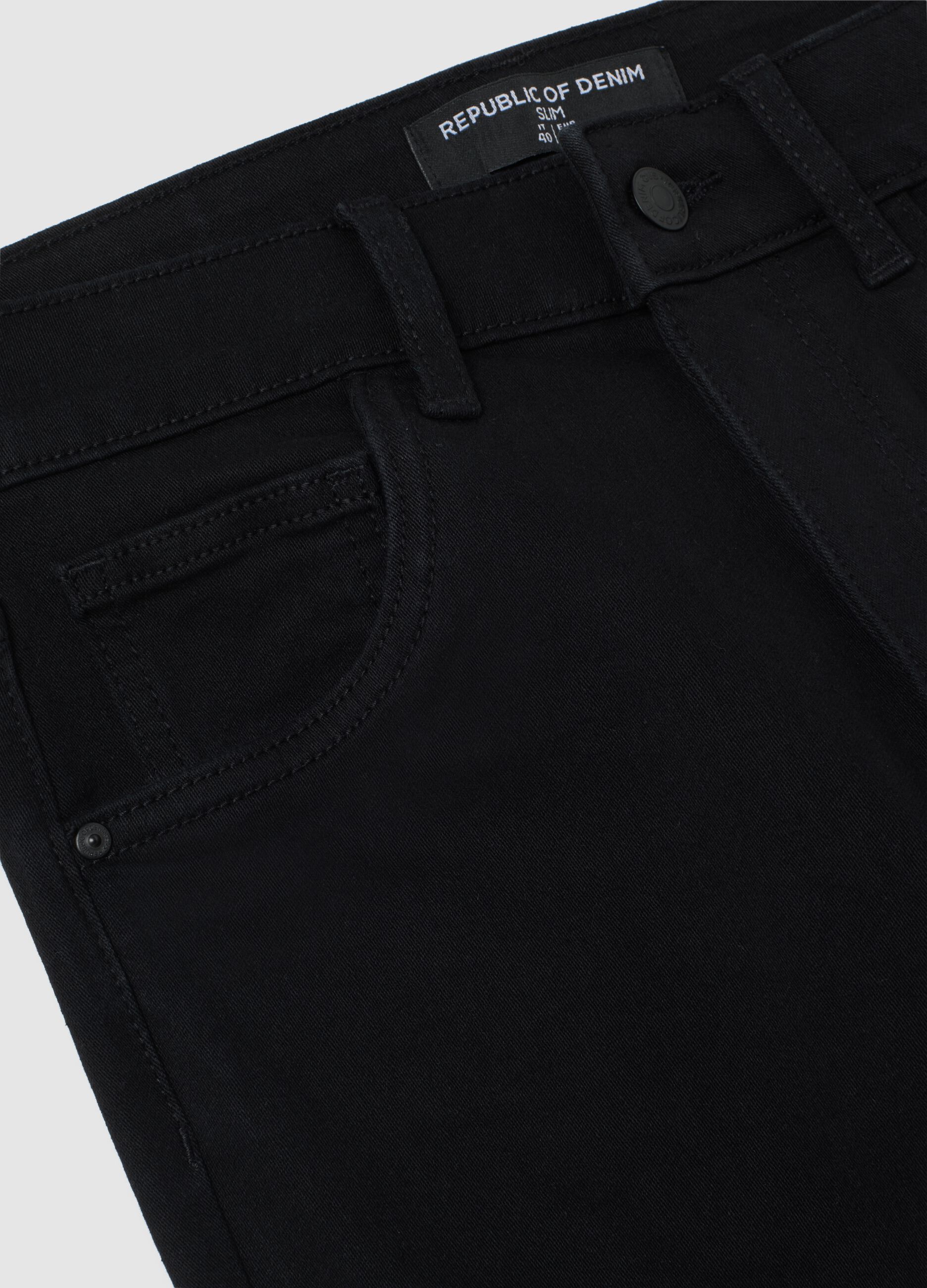 Jeans in denim nero slim fit