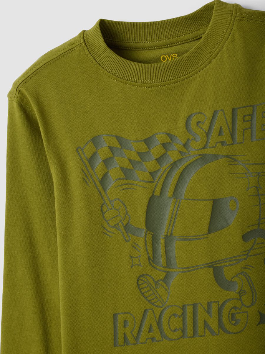 Green oversized T-shirt in pure organic cotton with racing print for boys_2