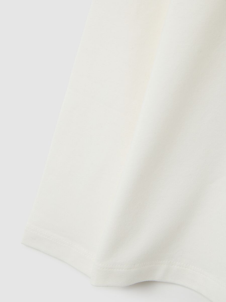 Girl's white stretch cotton regular fit T-shirt_3