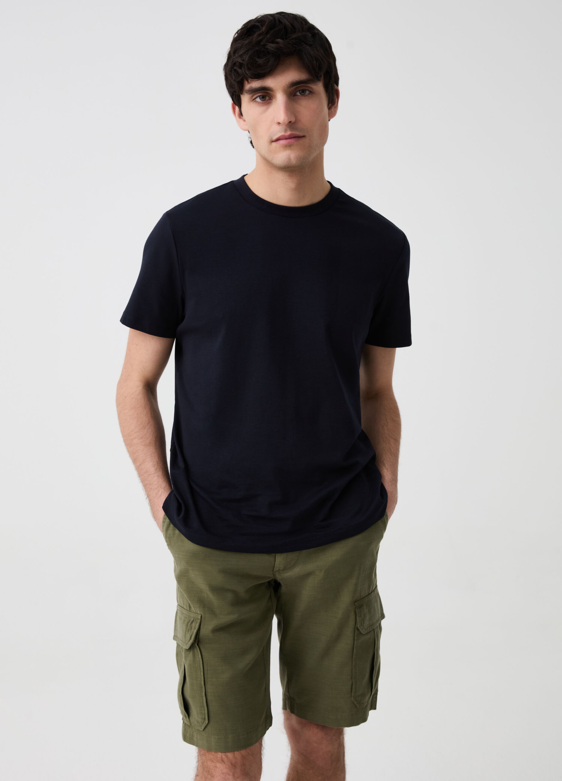 Cargo Bermuda shorts in cotton and linen