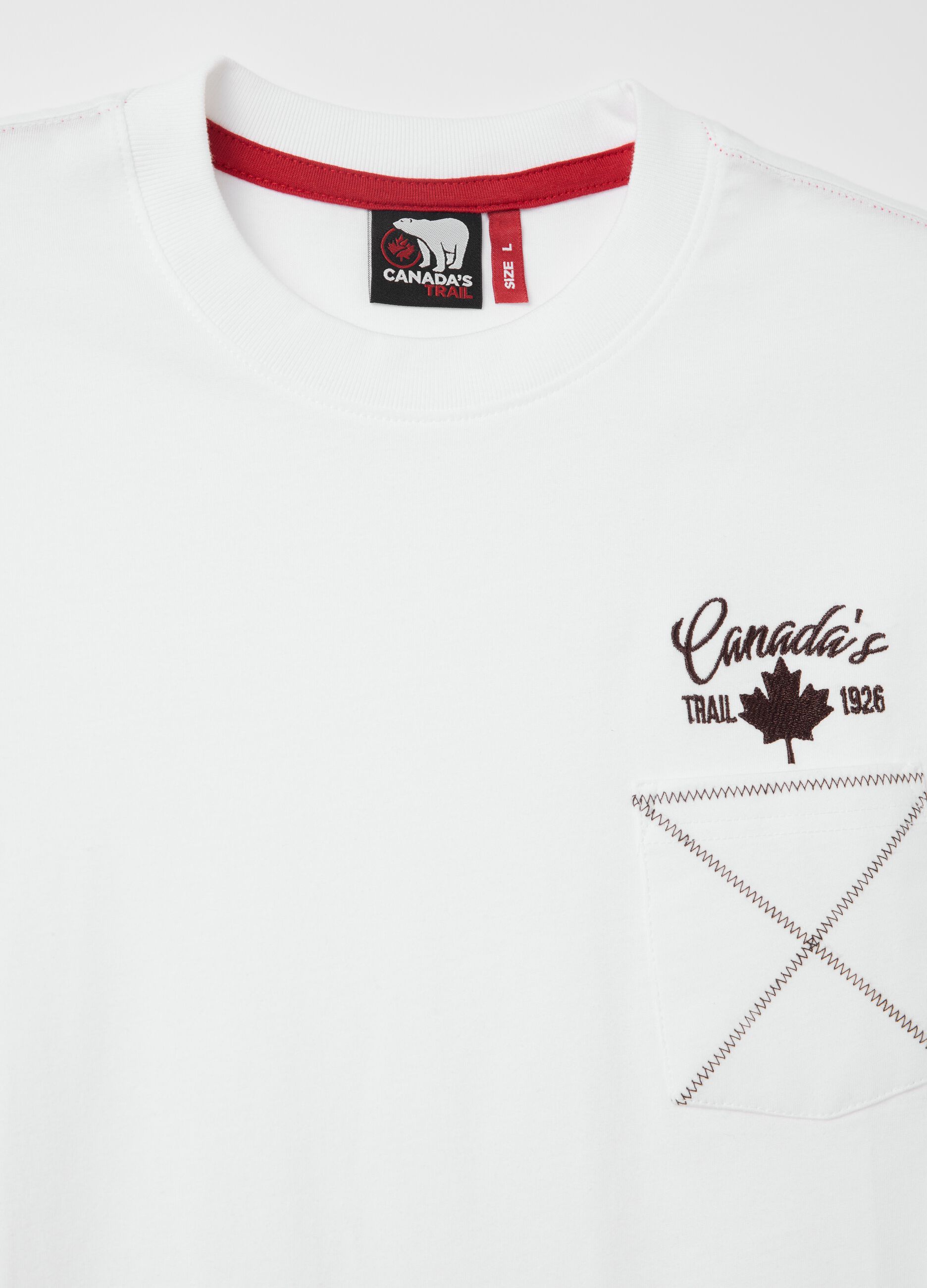 Canada's Trail white short-sleeved T-shirt