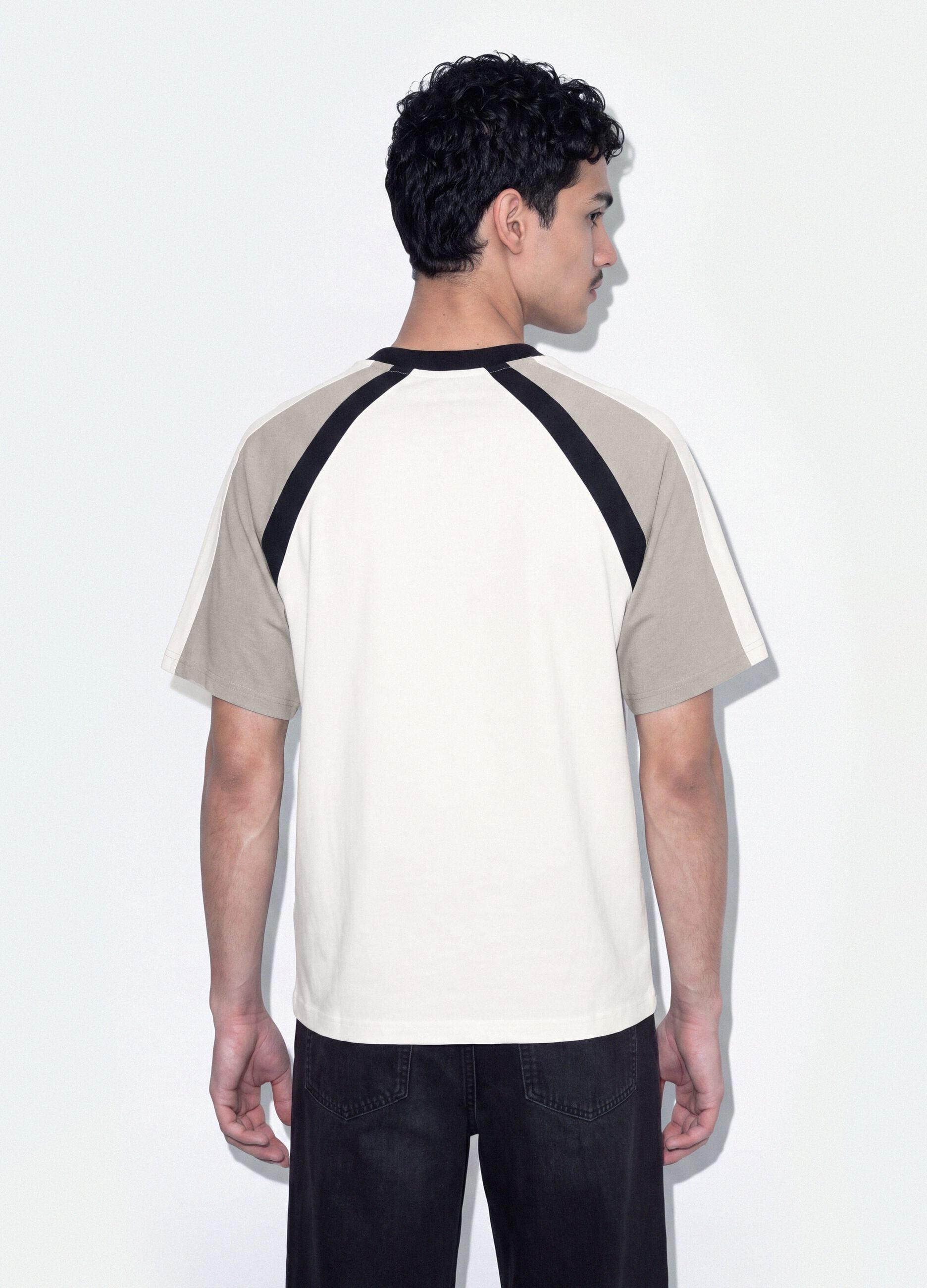 White pure cotton crew-neck T-shirt with &ldquo;Always Cooking&rdquo; slogan