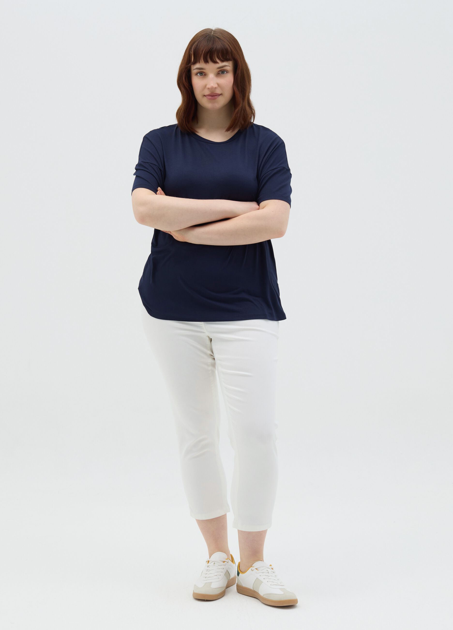 Curvy white slim-fit cropped jeggings
