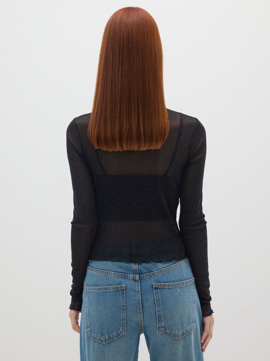Maglia nera regular fit con maniche lunghe_3