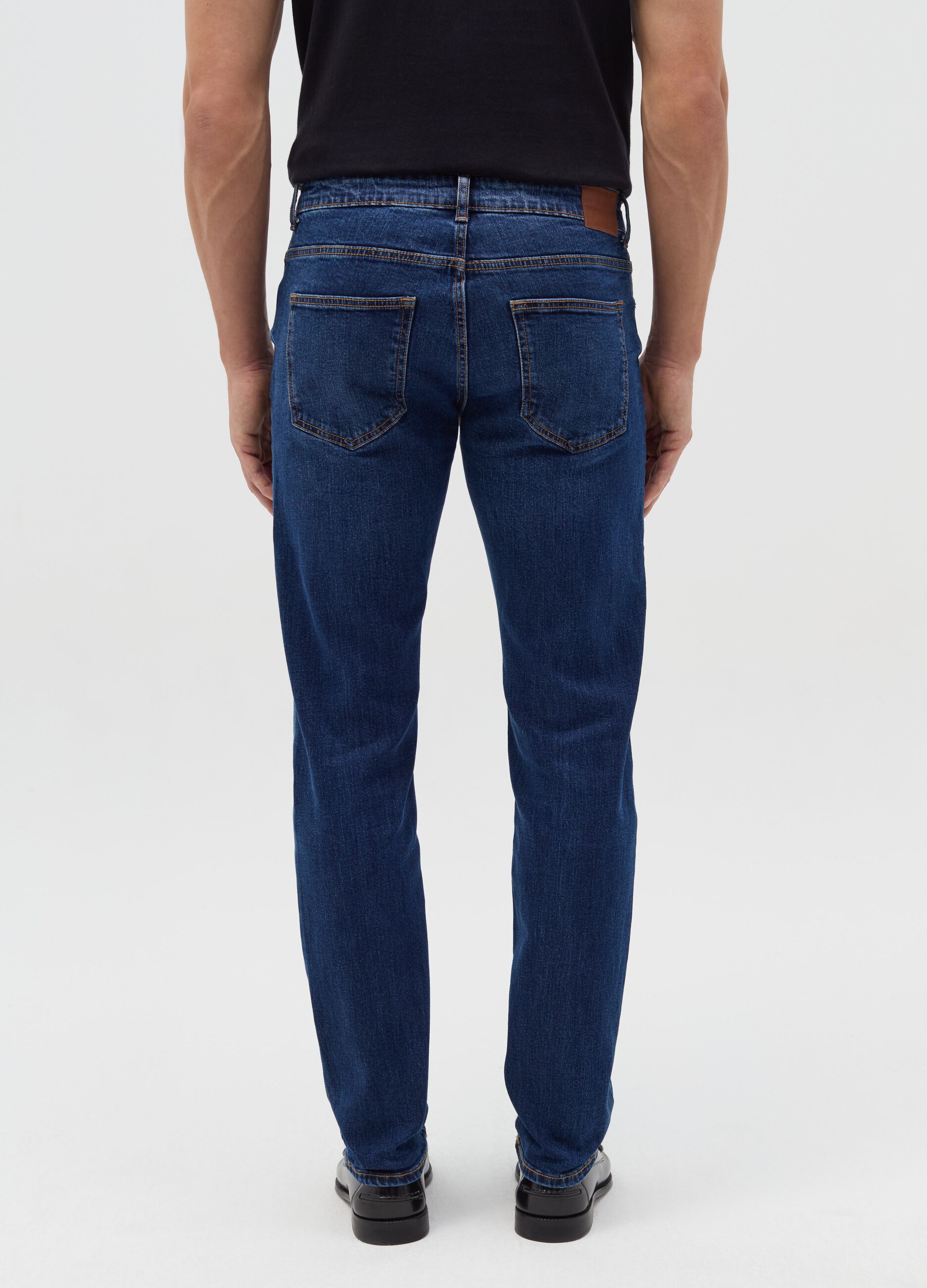 Slim-fit stretch jeans