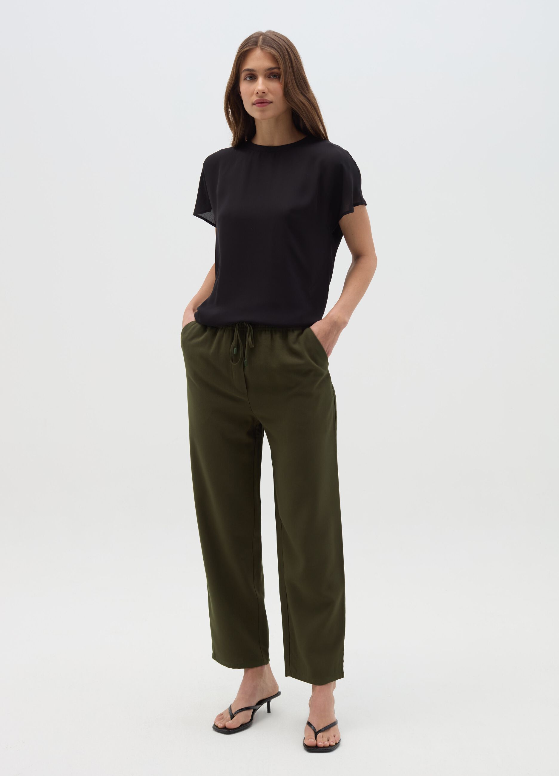 Solid colour blouse in crêpe
