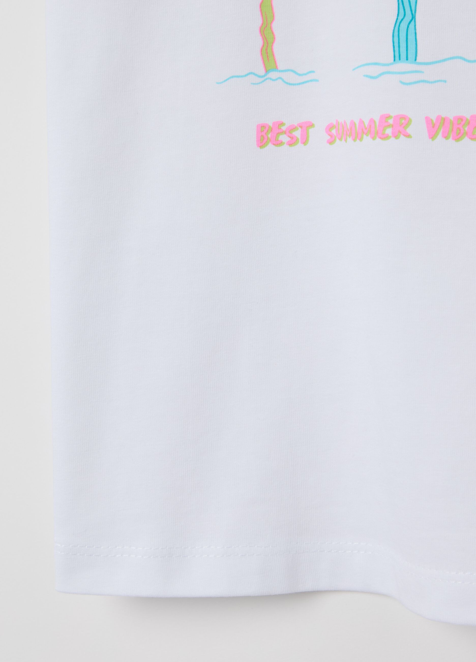 White cotton T-shirt with print