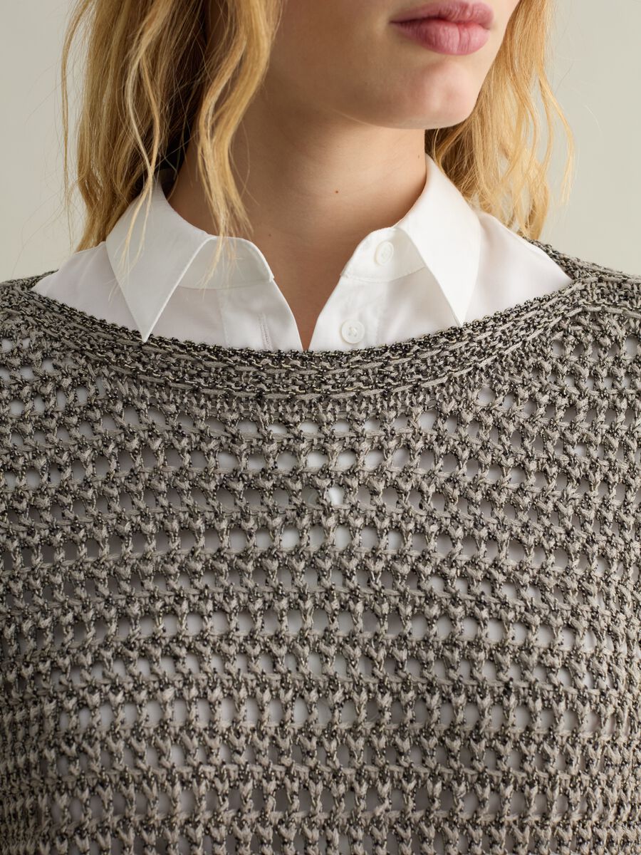 Openwork top with stitch design_3