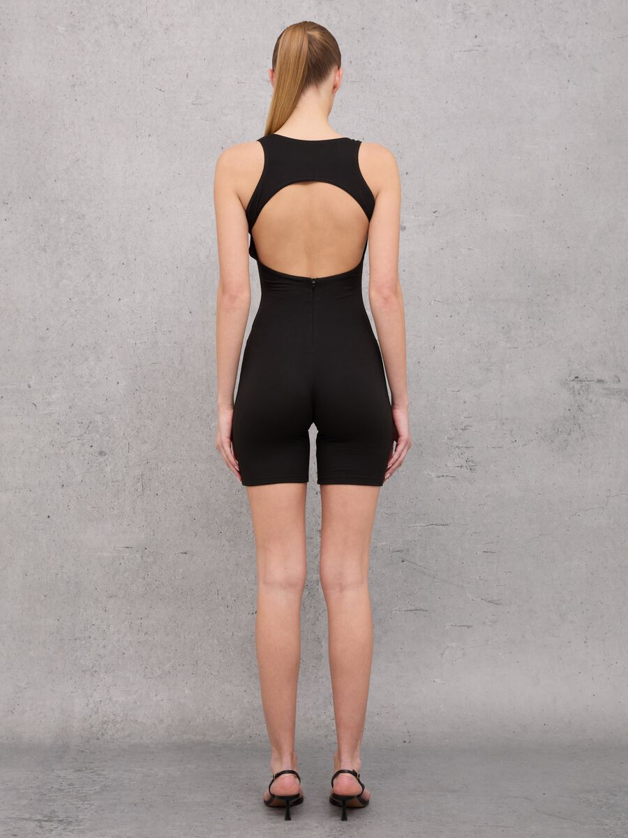 Mid Jumpsuit Cut Out_3