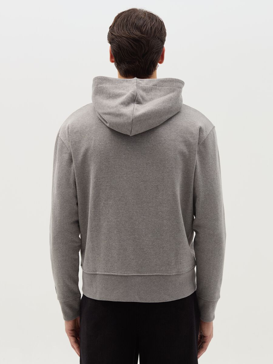 Full-zip sweatshirt with hood and print_3