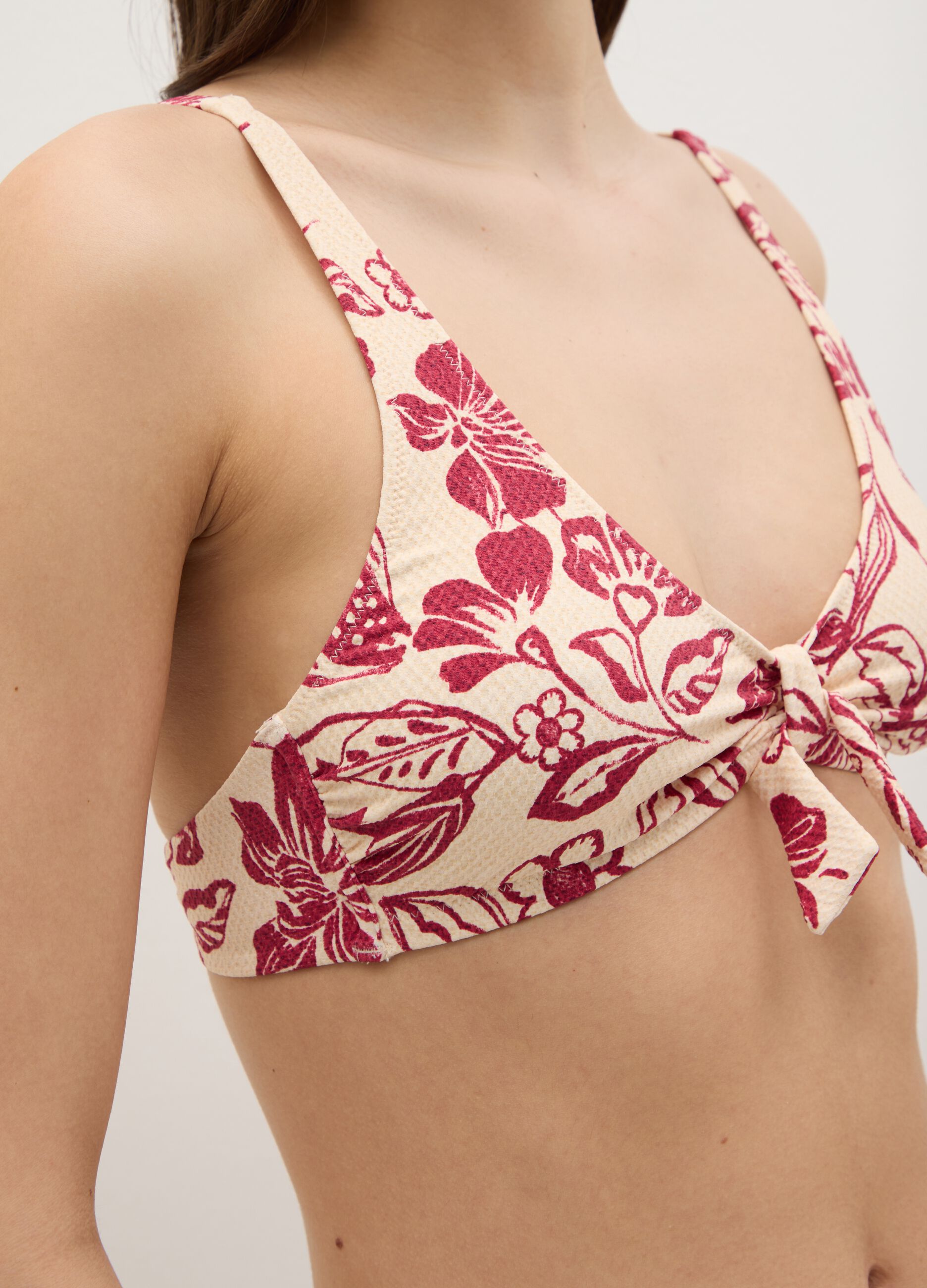 Floral bikini top with knot