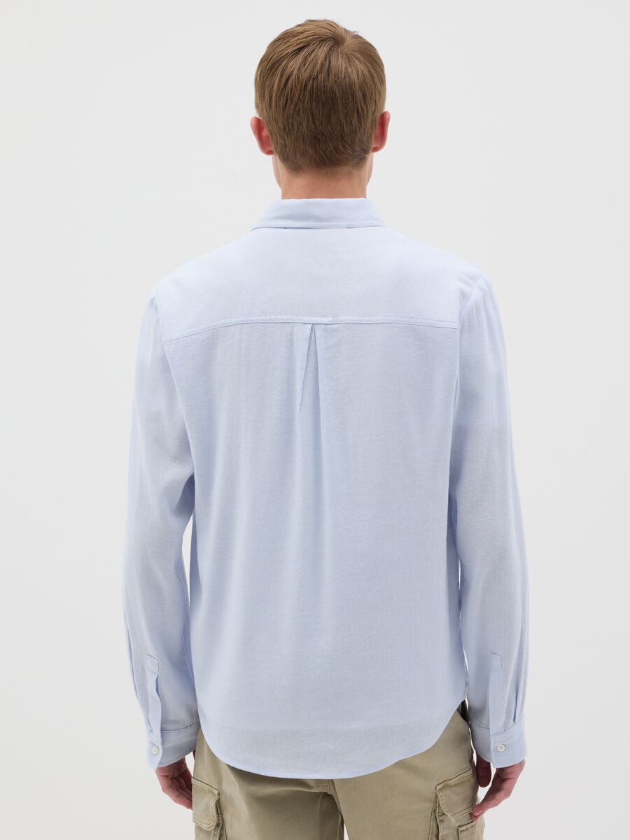 Light blue shirt in linen, viscose and cotton_2