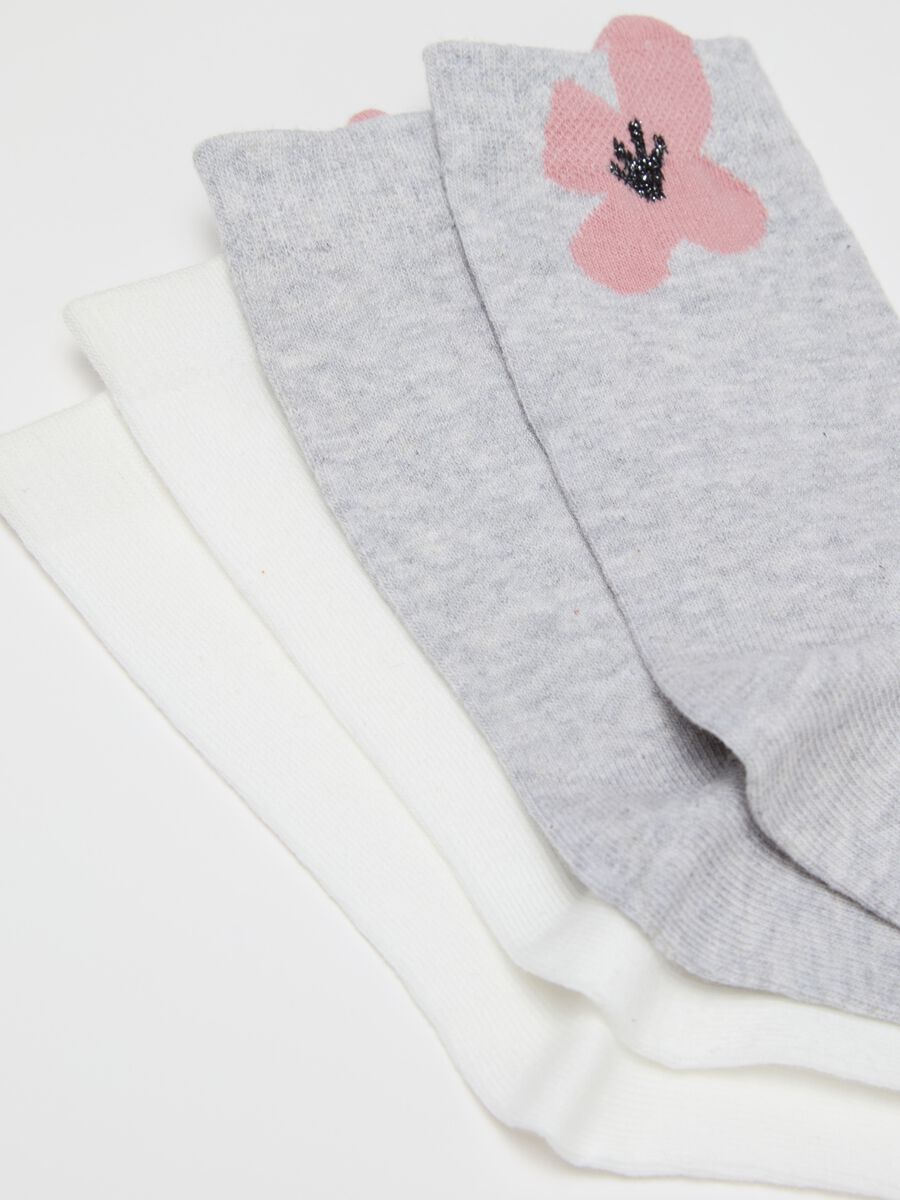 Two-pair pack short socks with flower_1