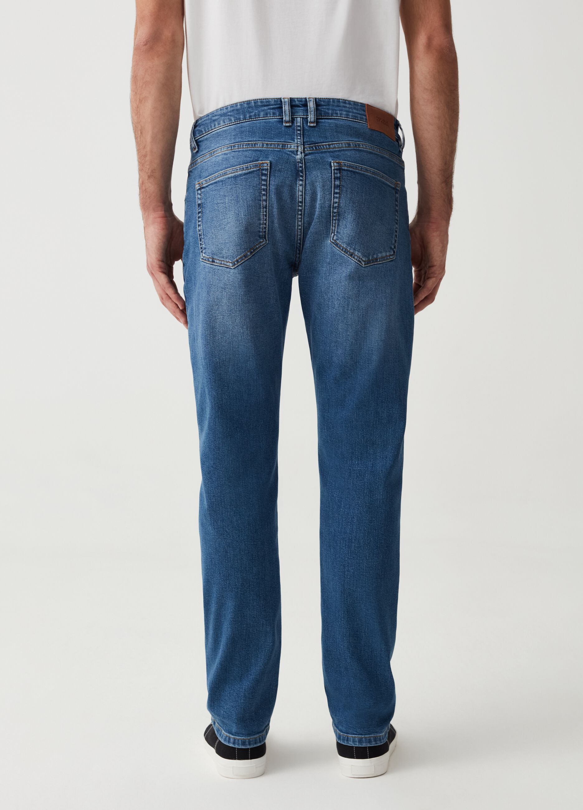 Comfort-fit stretch jeans