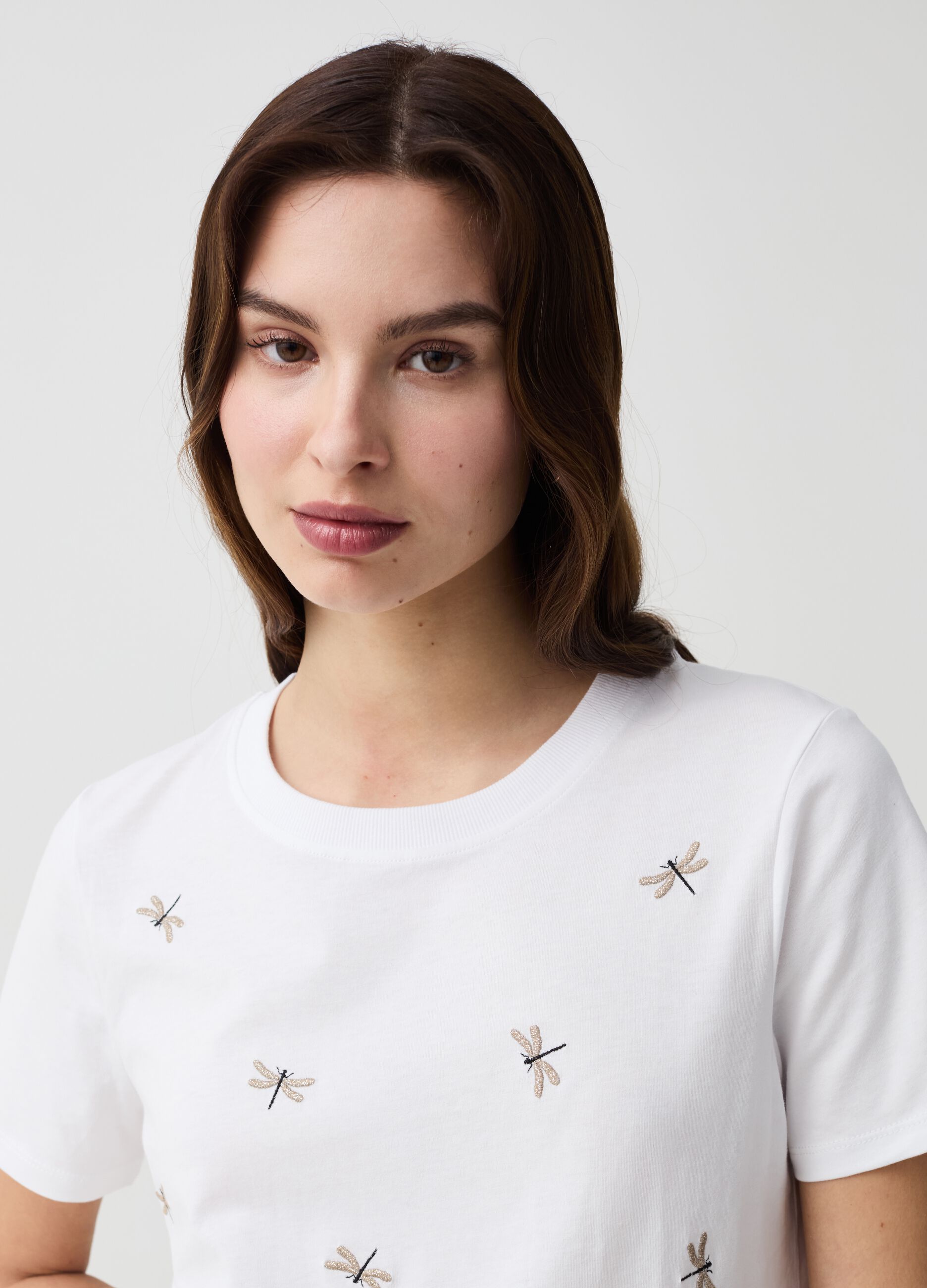 T-shirt con ricamo libellule in lurex